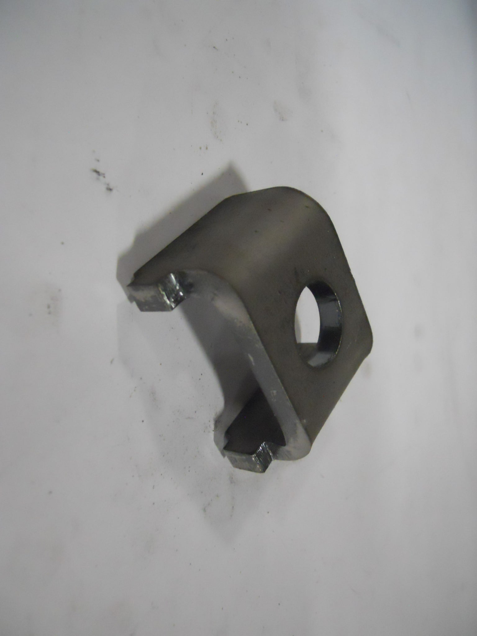 STRIPPER BAR MOUNT