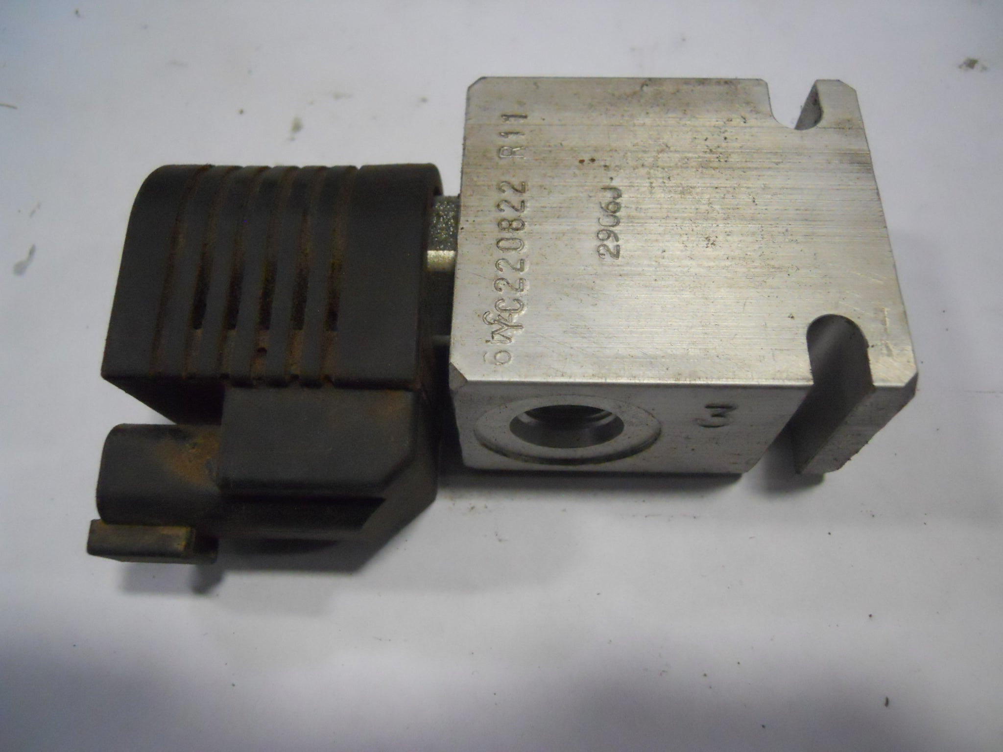VALVE DANFOSS 2P/3W 4GPM 24 VDC #6