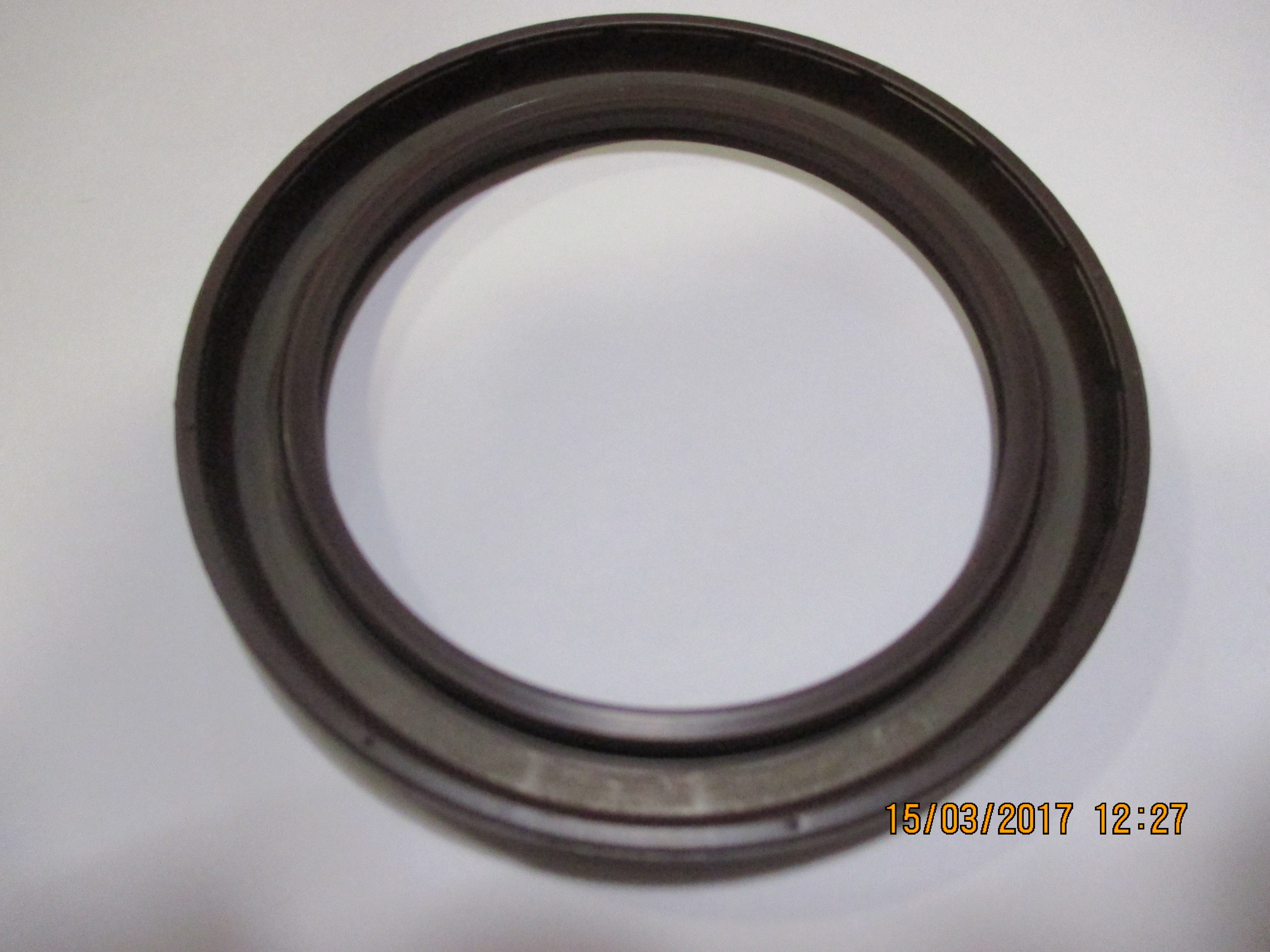 SHAFT SEAL FOR VOAC MOTOR
