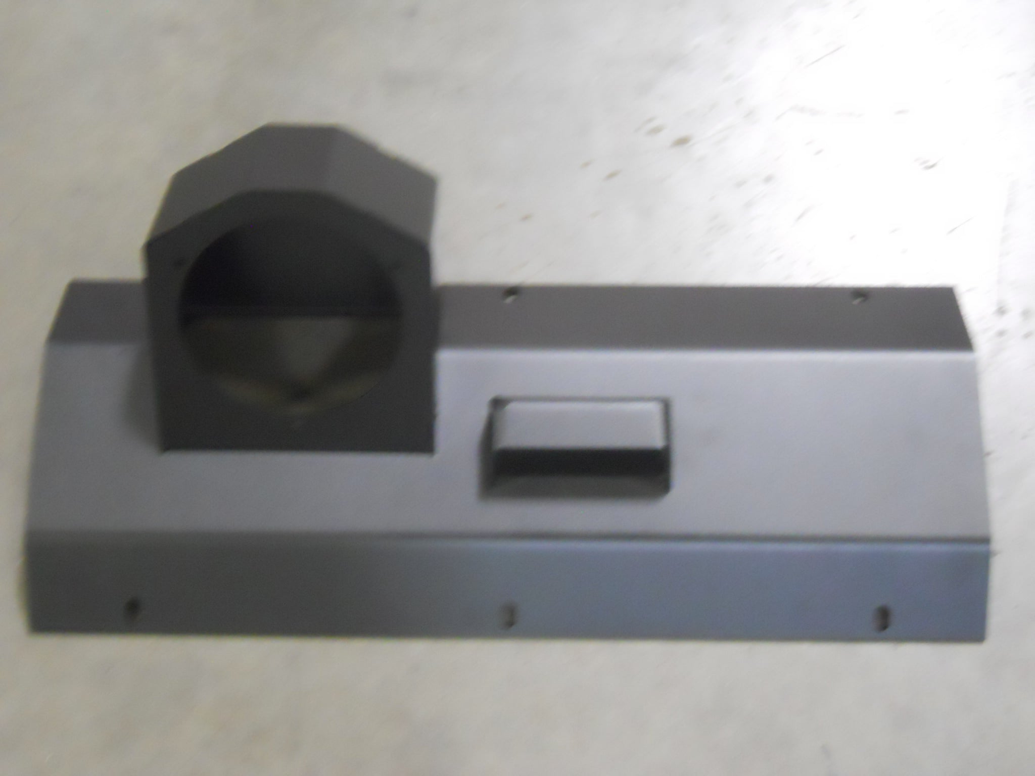 MOTOR COVER WELD W/PRESS GAUGE LEFT