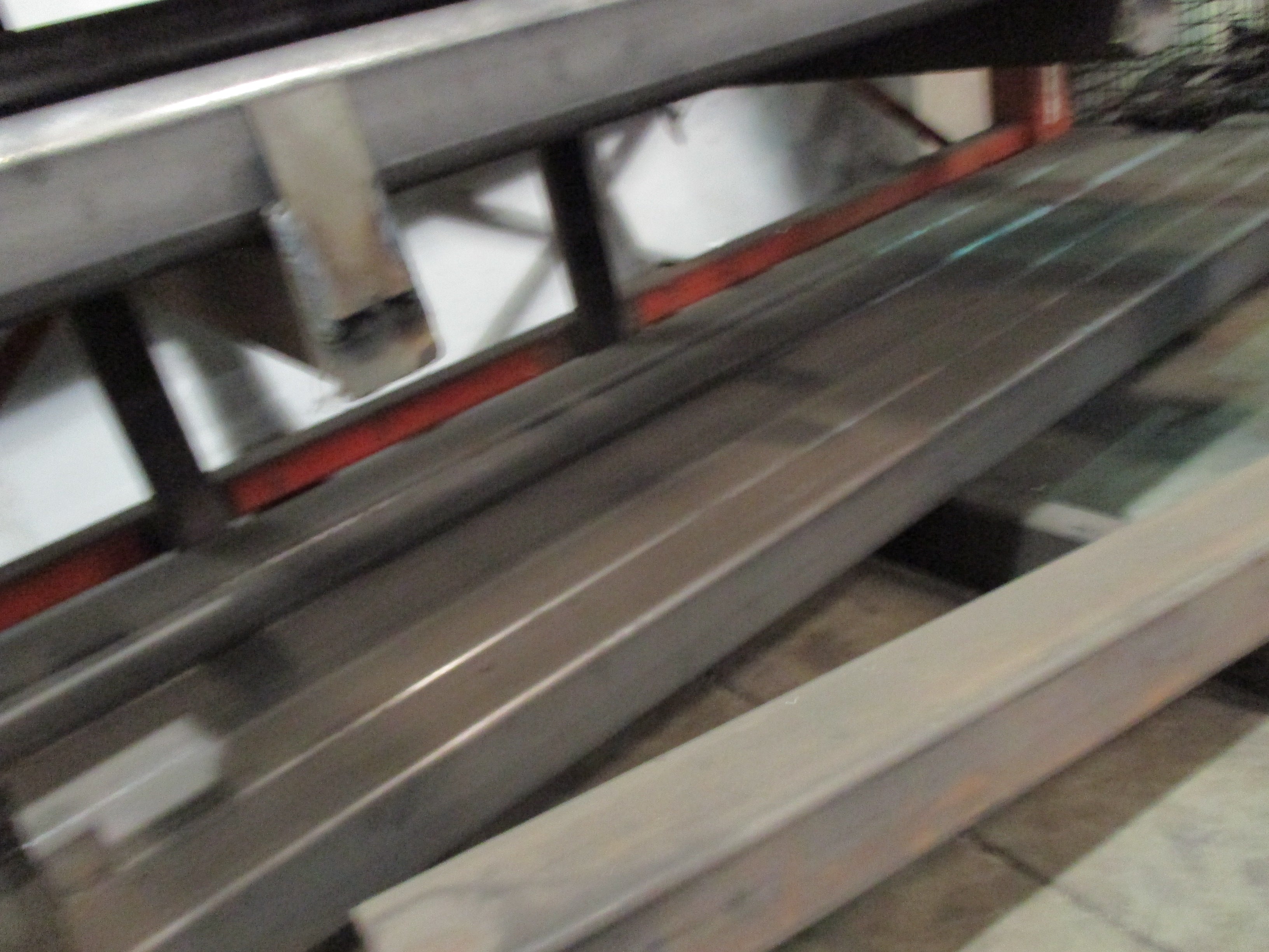 TUBE TD UPPER SUPPORT
