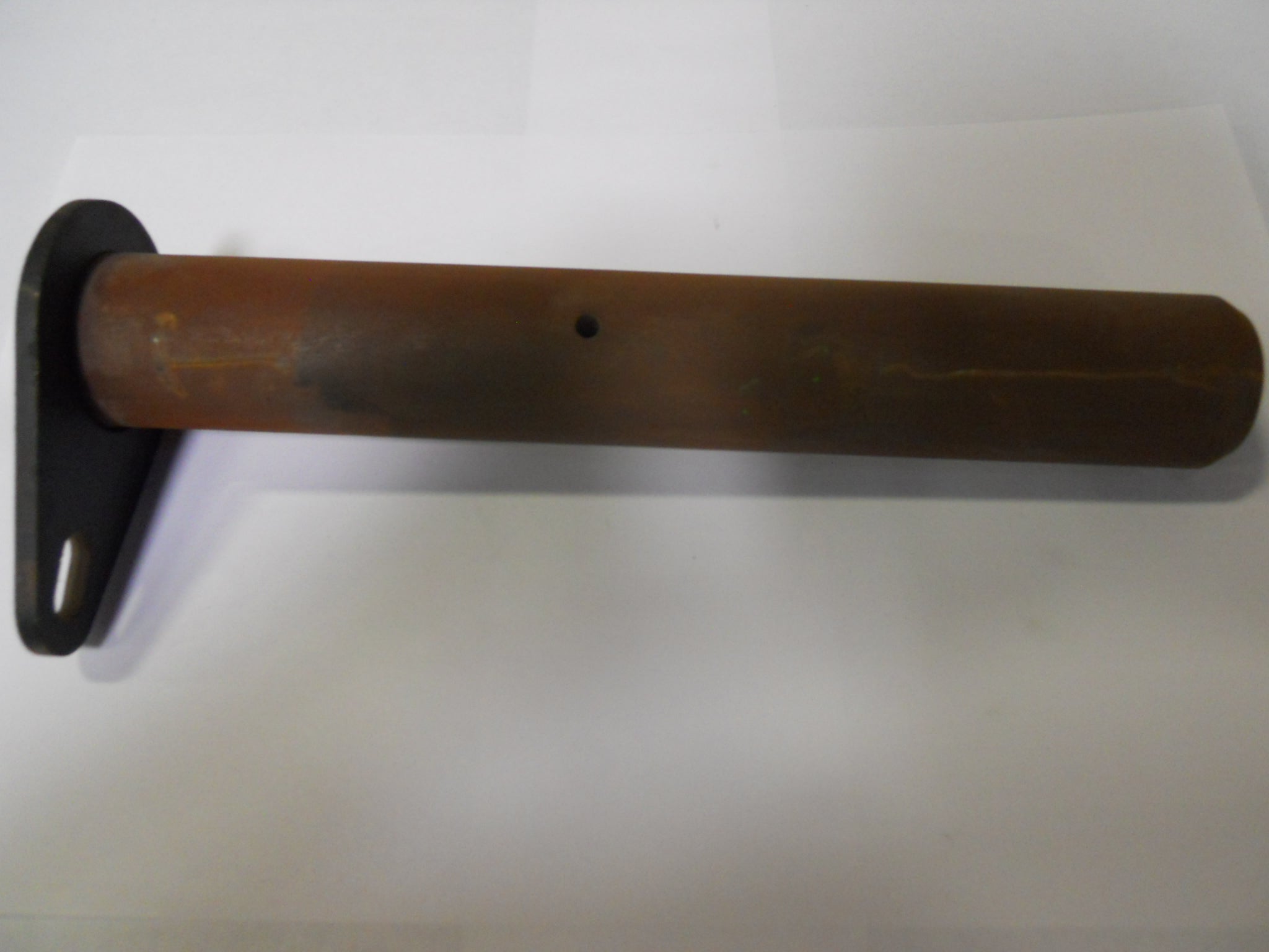 PIVOT PIN WELD