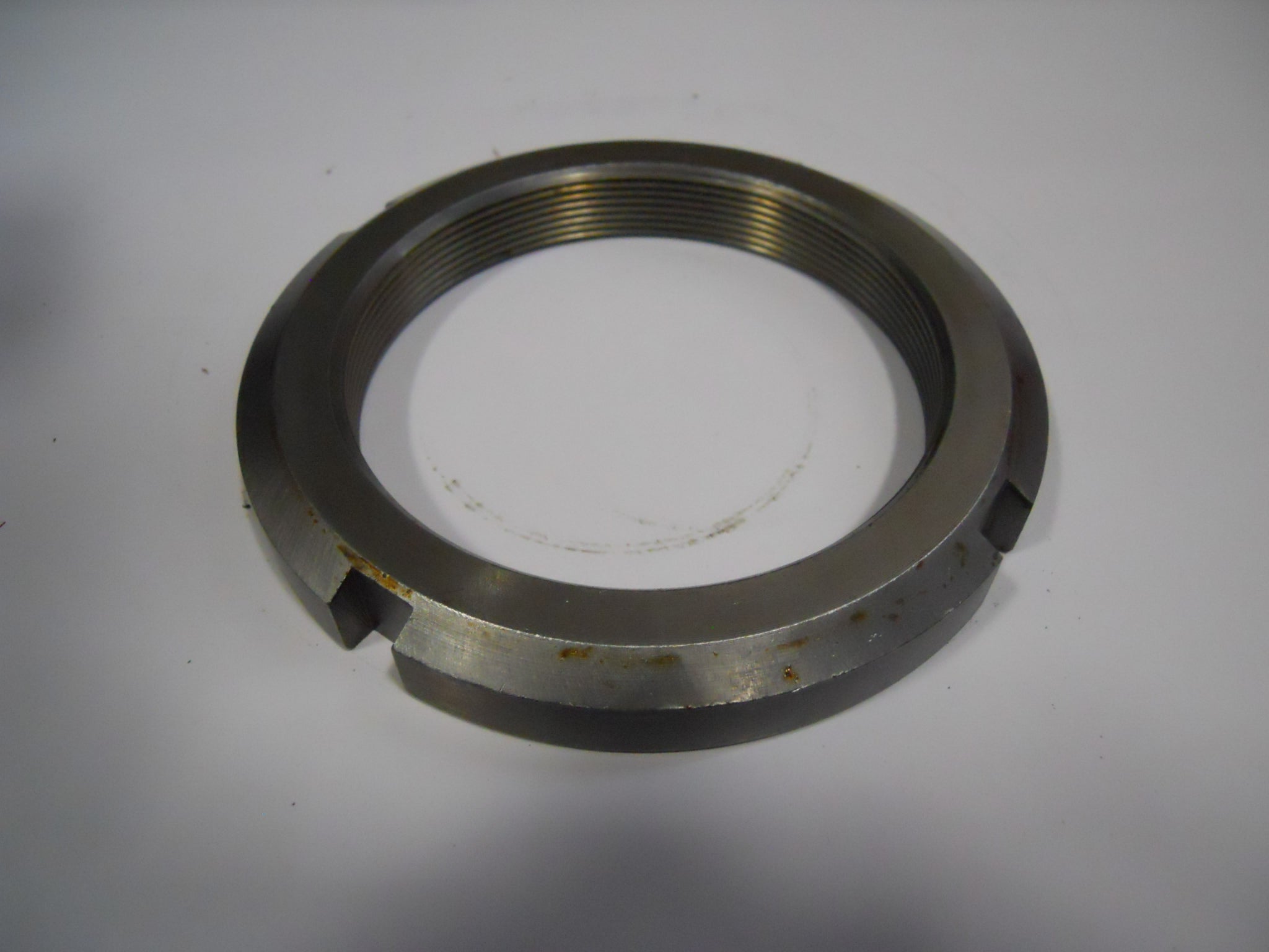 NUT TABBED LOCKING M105X2.0 KM 21