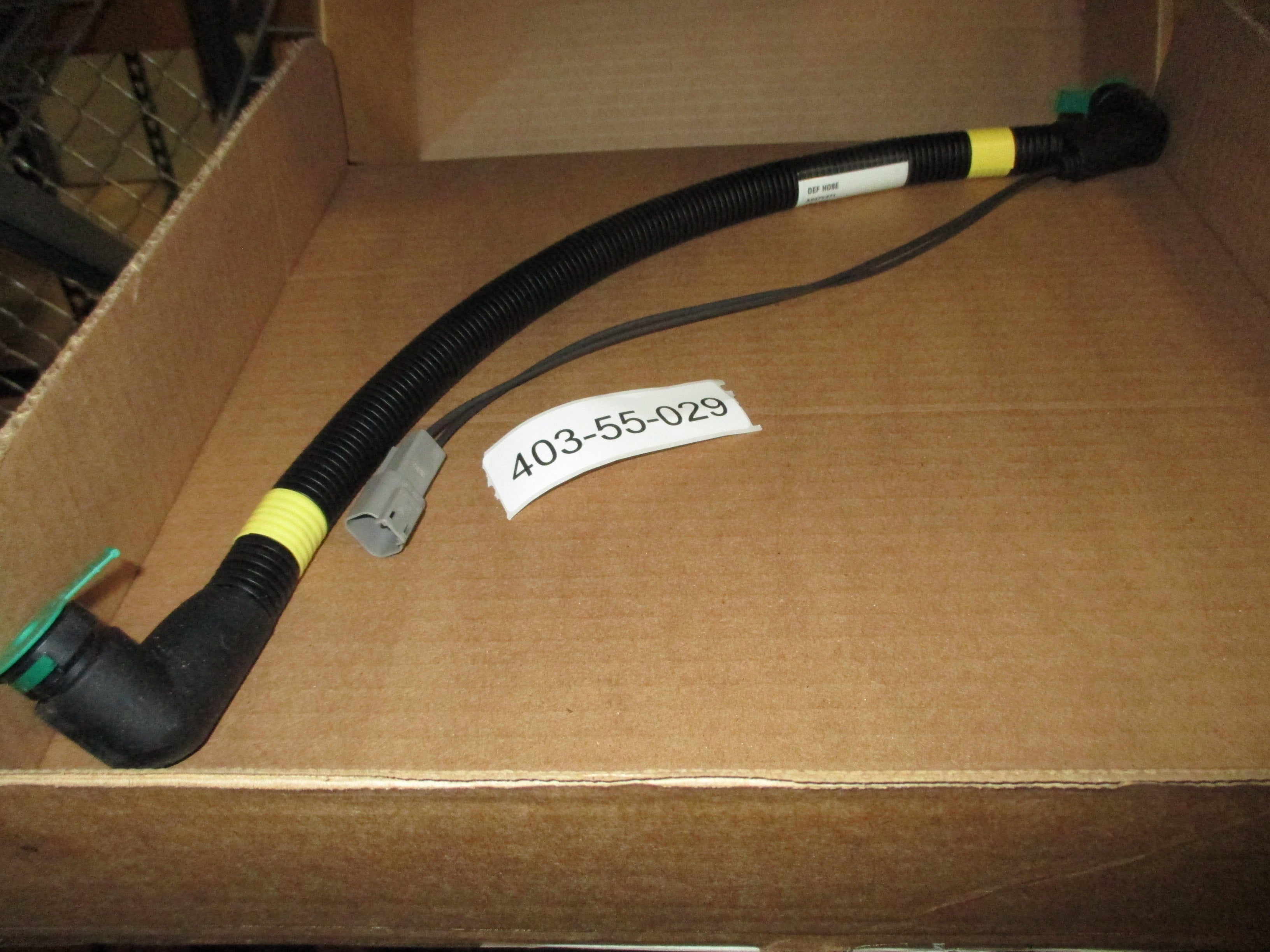 HOSE DEF SUCTION 24V .5M 90 X STR 3/8