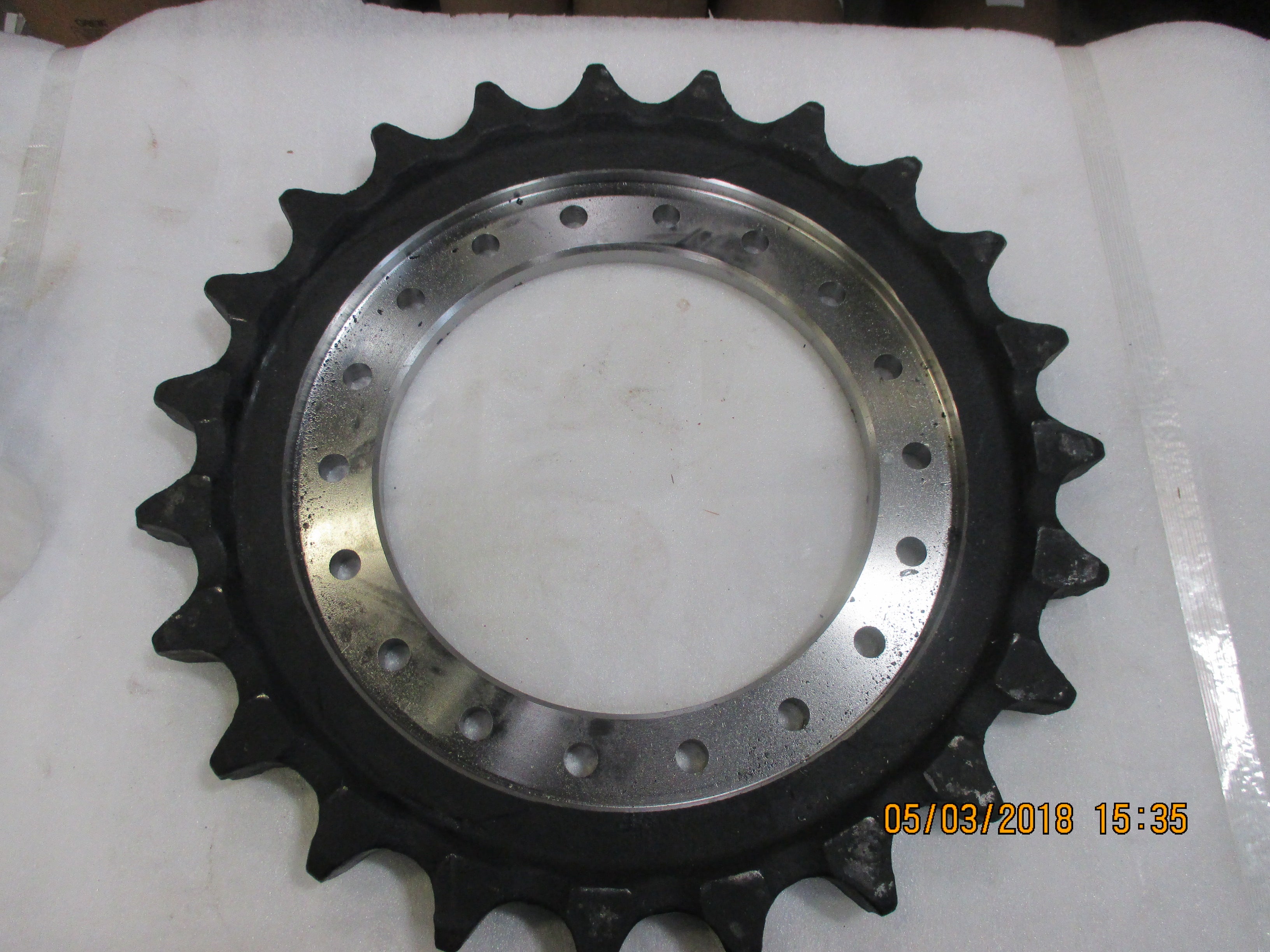 SPROCKET CAST 140 MM PITCH 23T