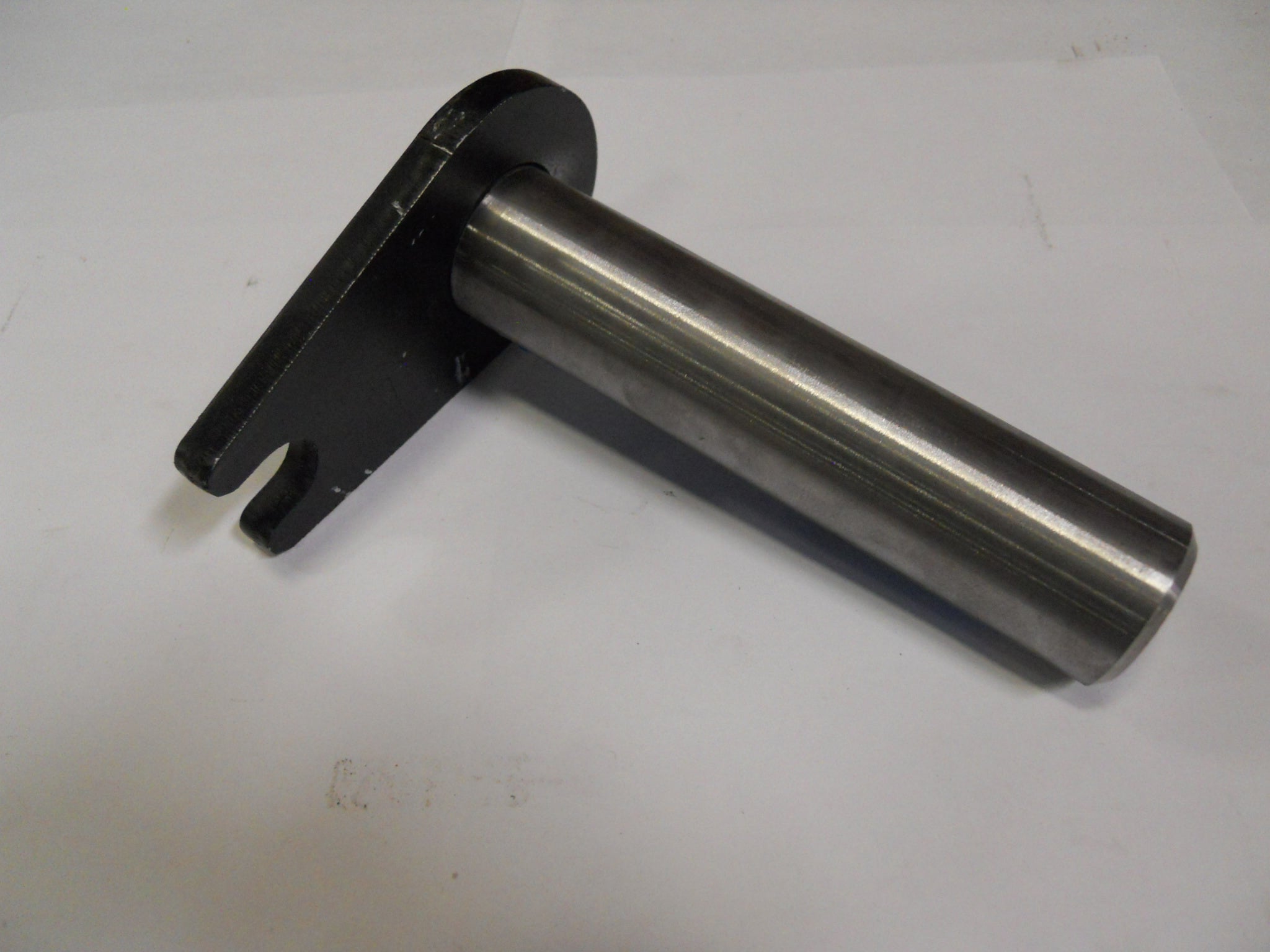 CYLINDER PIN WELDMENT