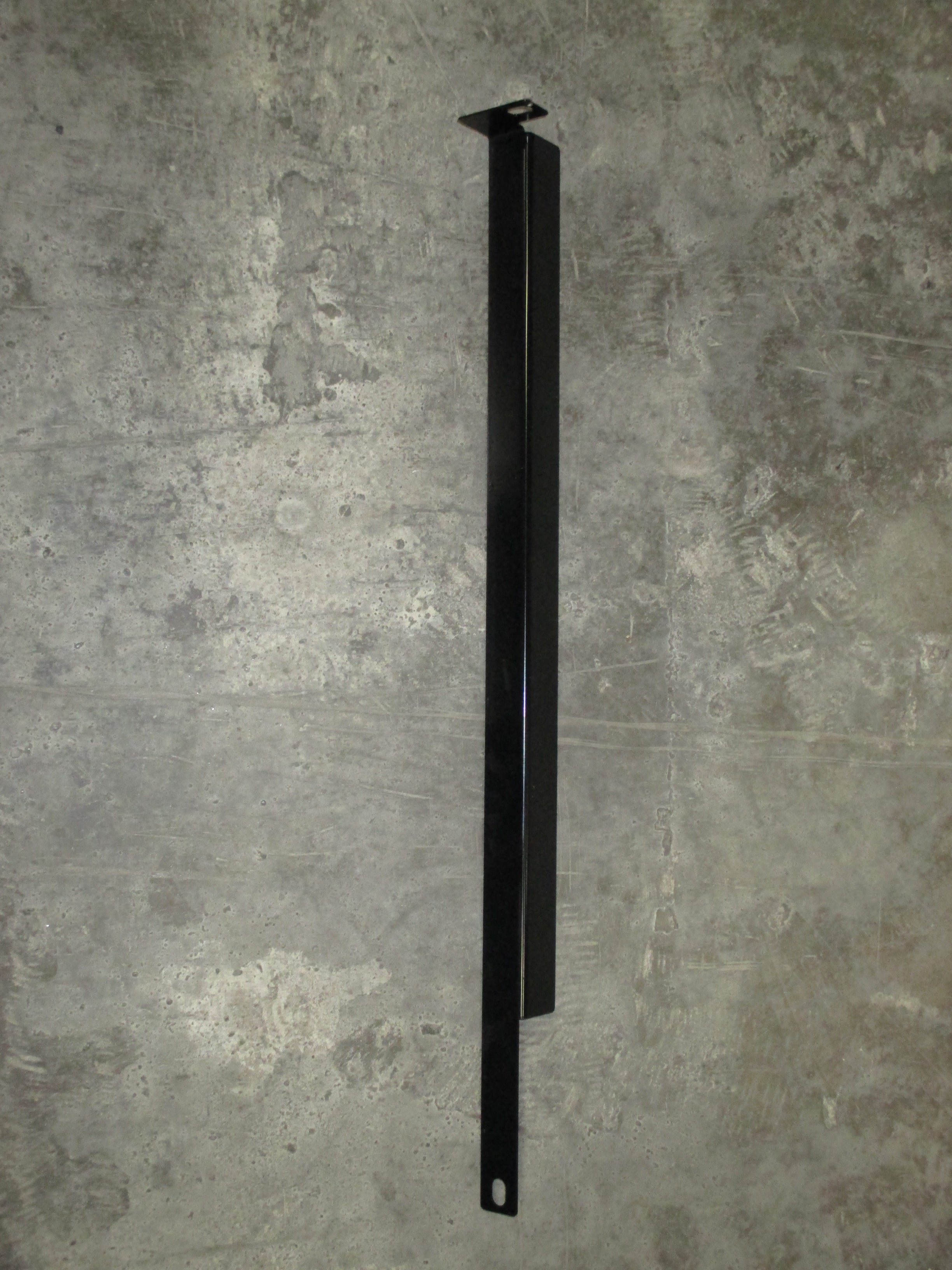 LOWER AIR SEAL, OIL COOLER