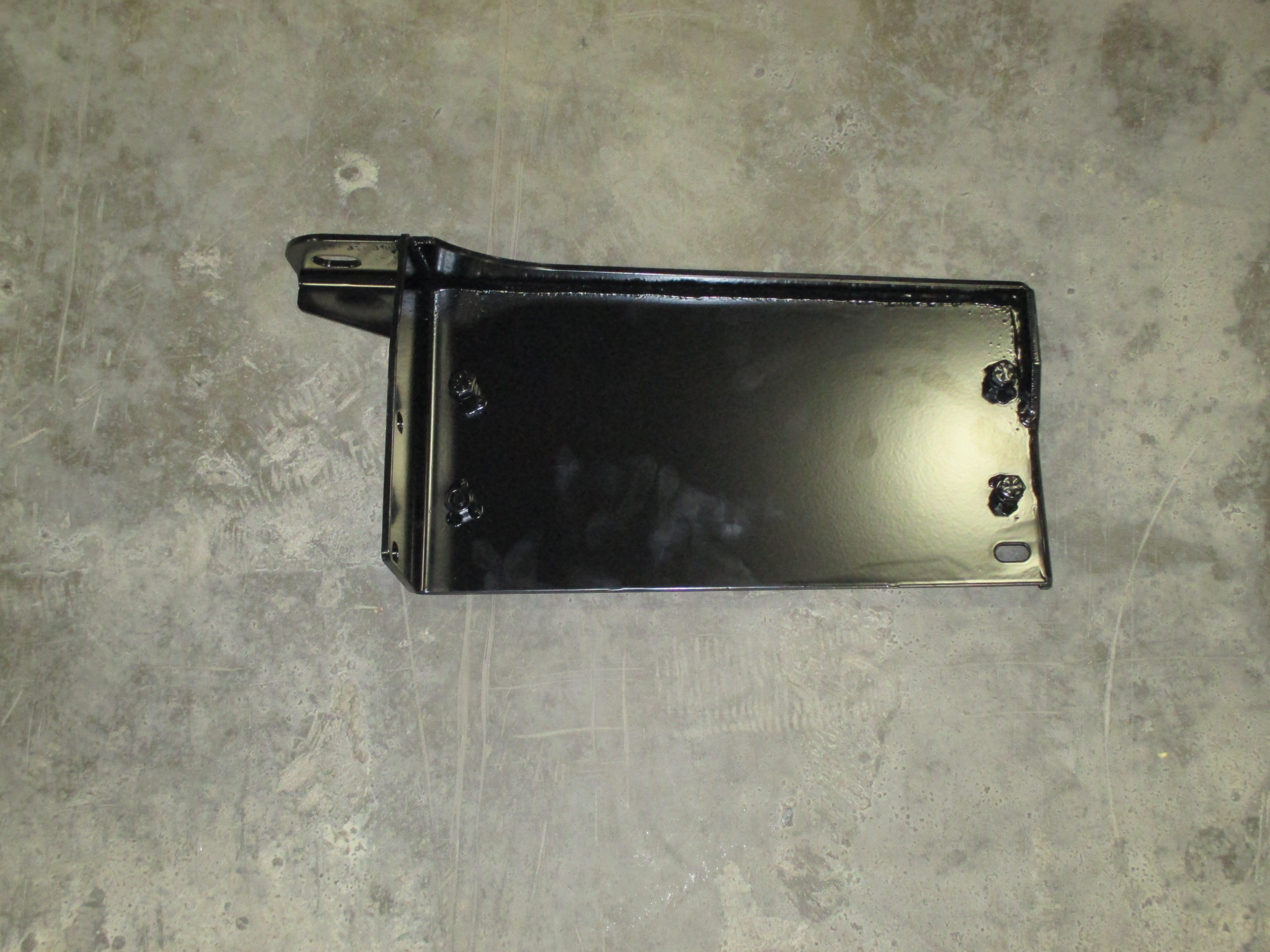 MOUNT, RADIATOR EXP TANK WELD