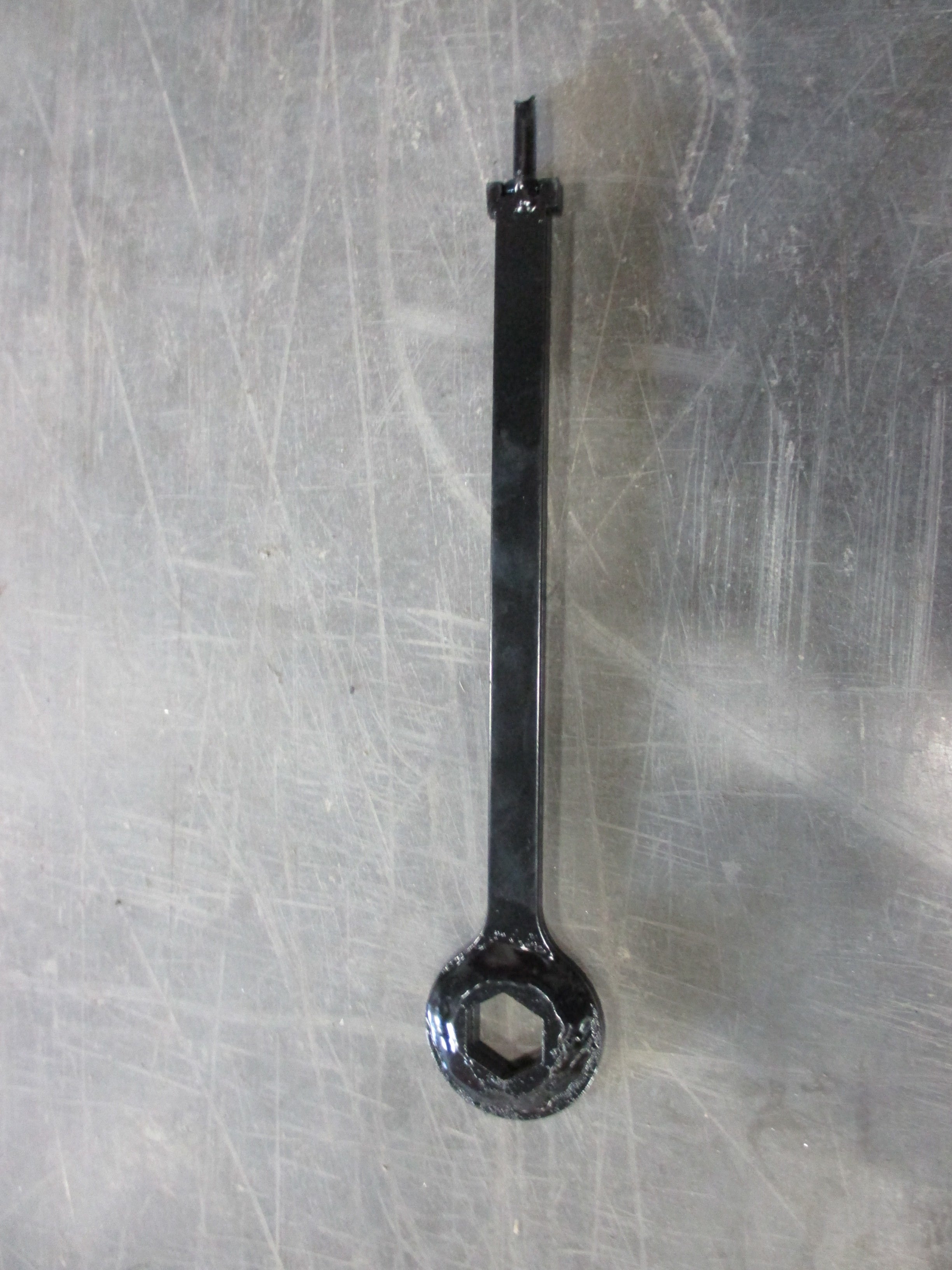 TRACK DISENGAGE TOOL