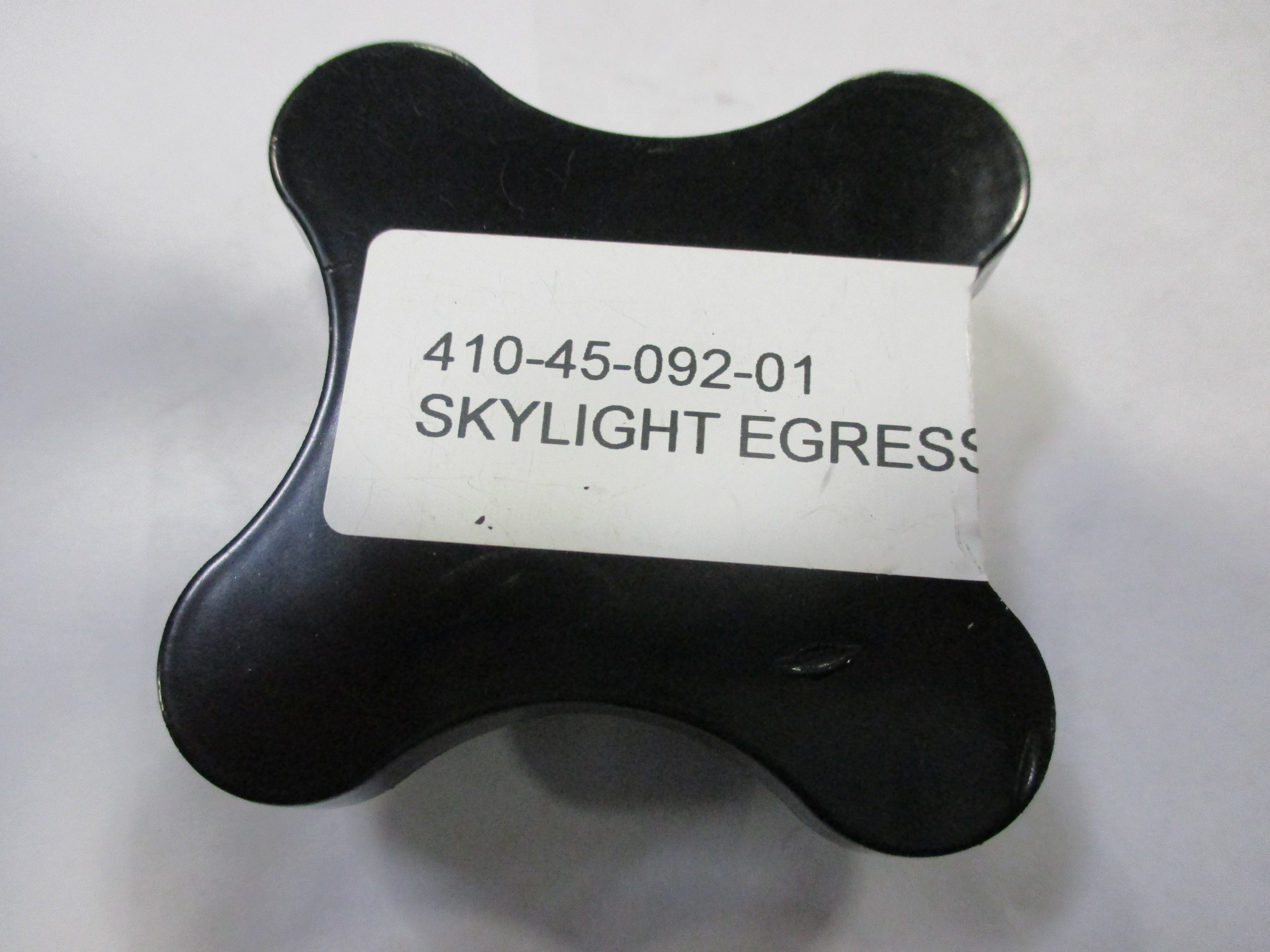 SKYLIGHT EGRESS STAR KNOB