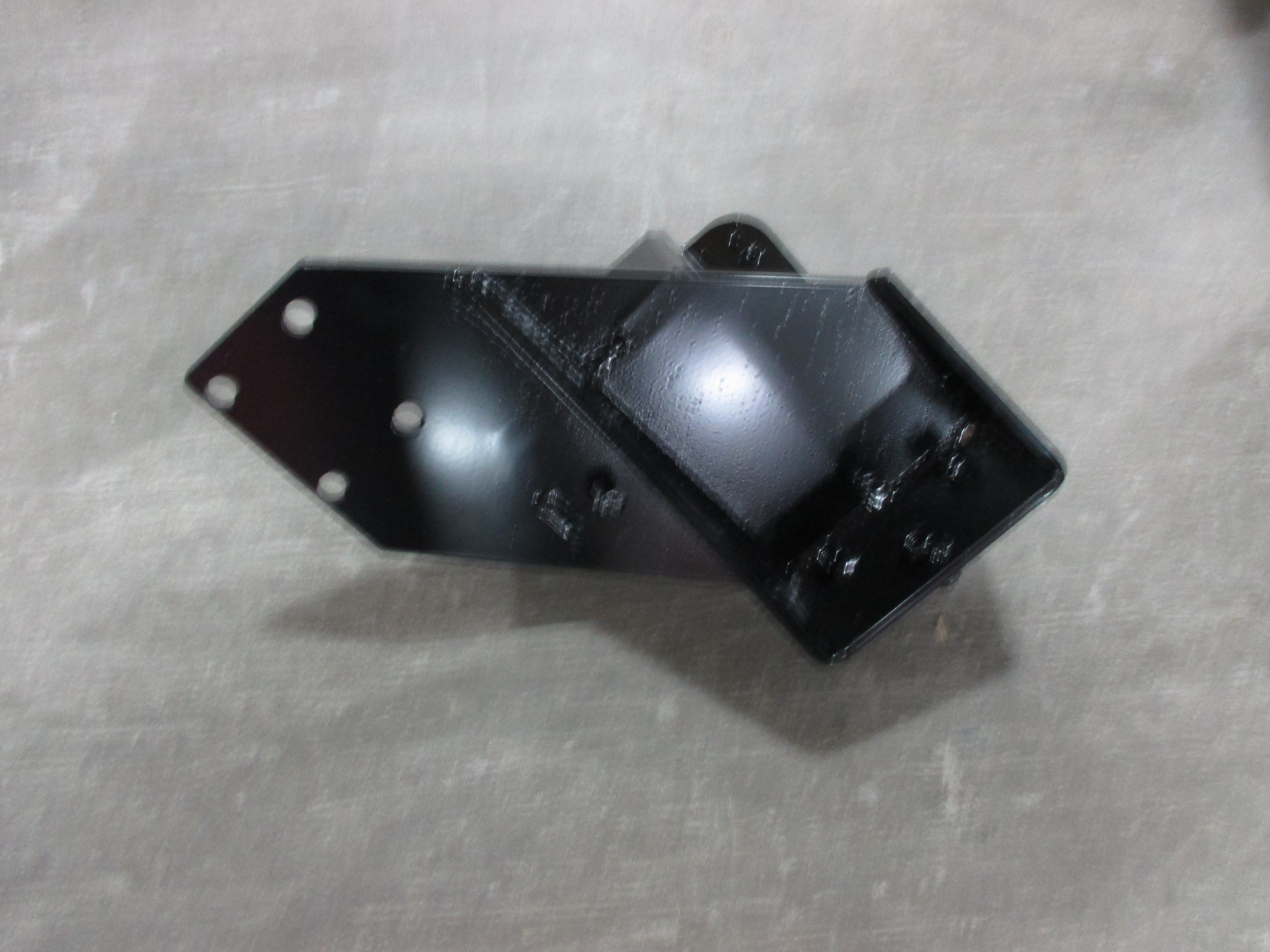 REAR LEFT ENGINE MOUNT WELD