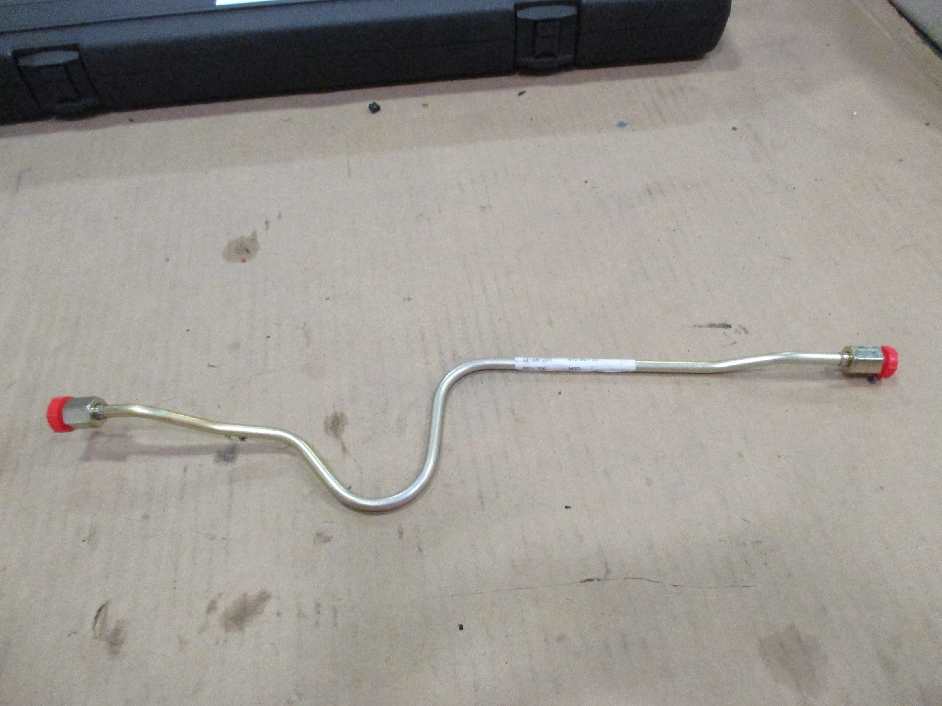 TUBE GREASE LOADER ARM RIGHT