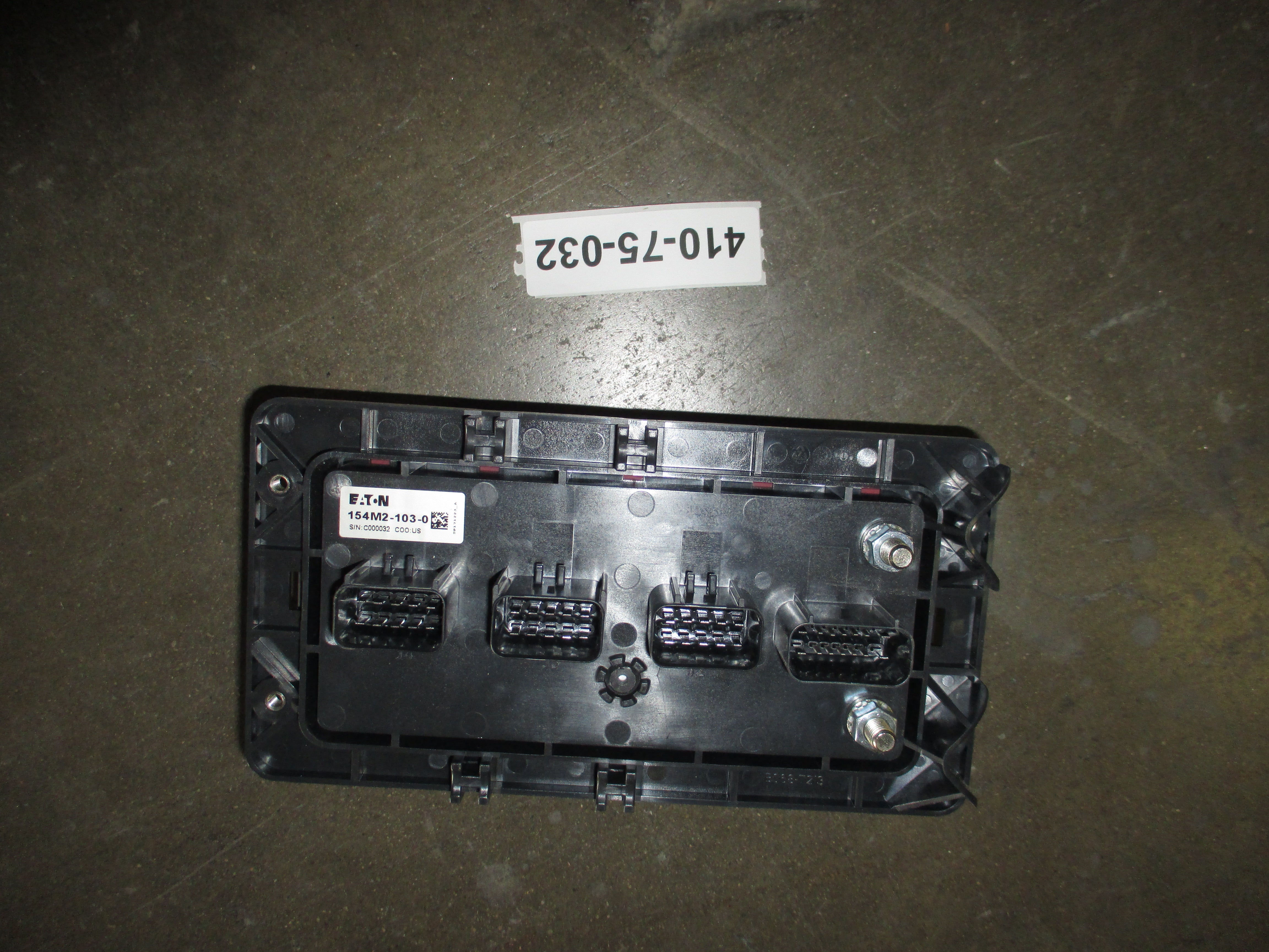 MODULE MULTIPLEX FUSED RELAY MRFRM