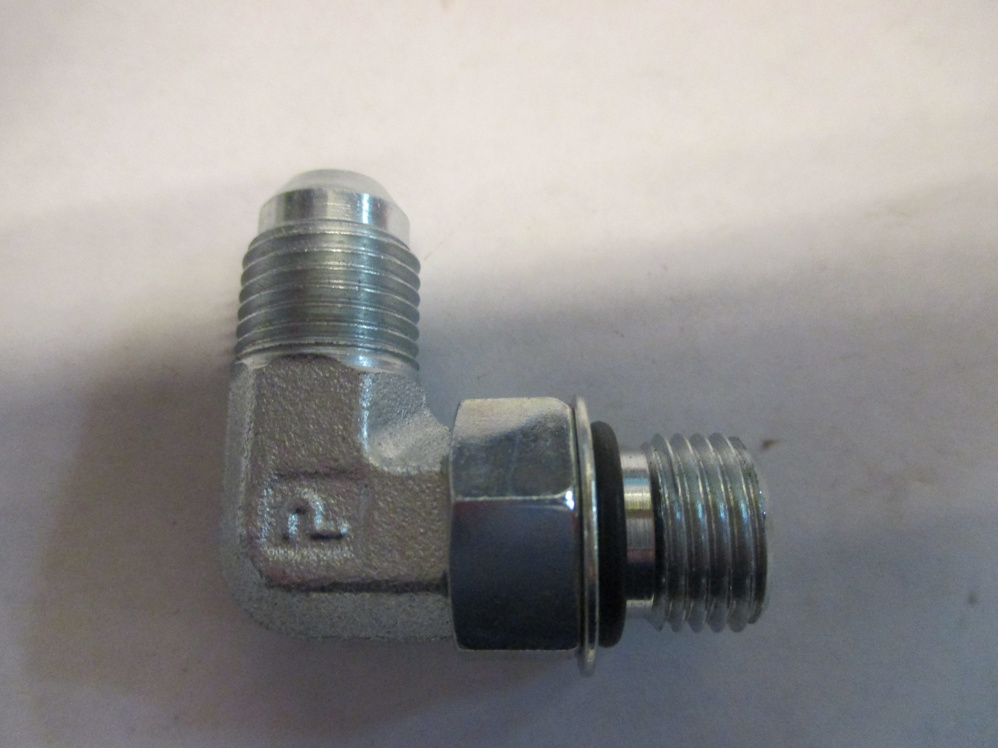 STRAIGHT THREAD 90 ELBOW