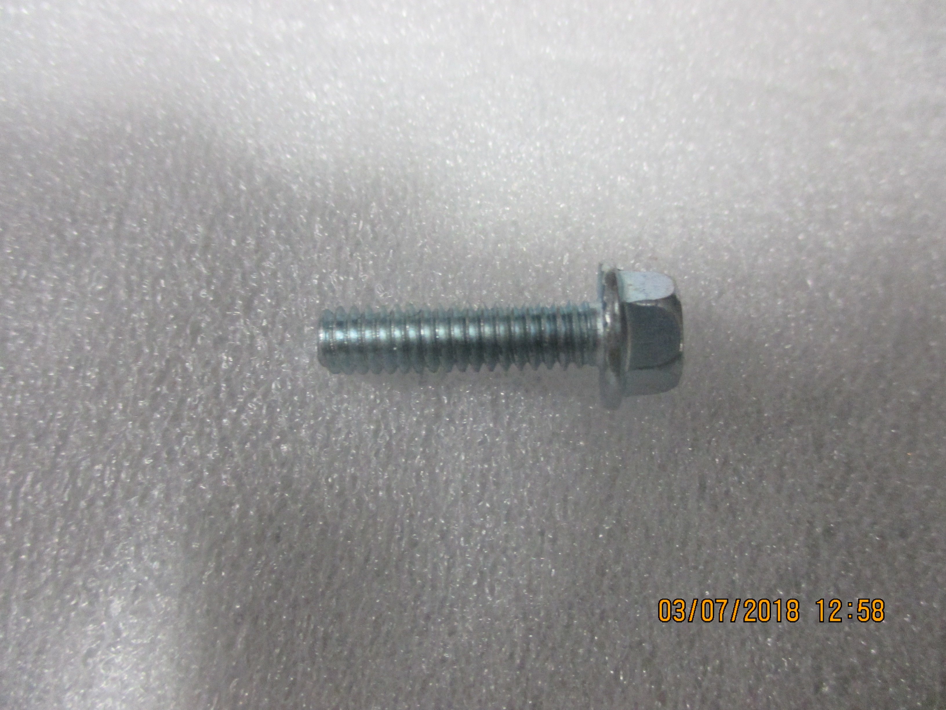 M6-1.0 X 55 HEX BOLT GR10.9 YW ZN