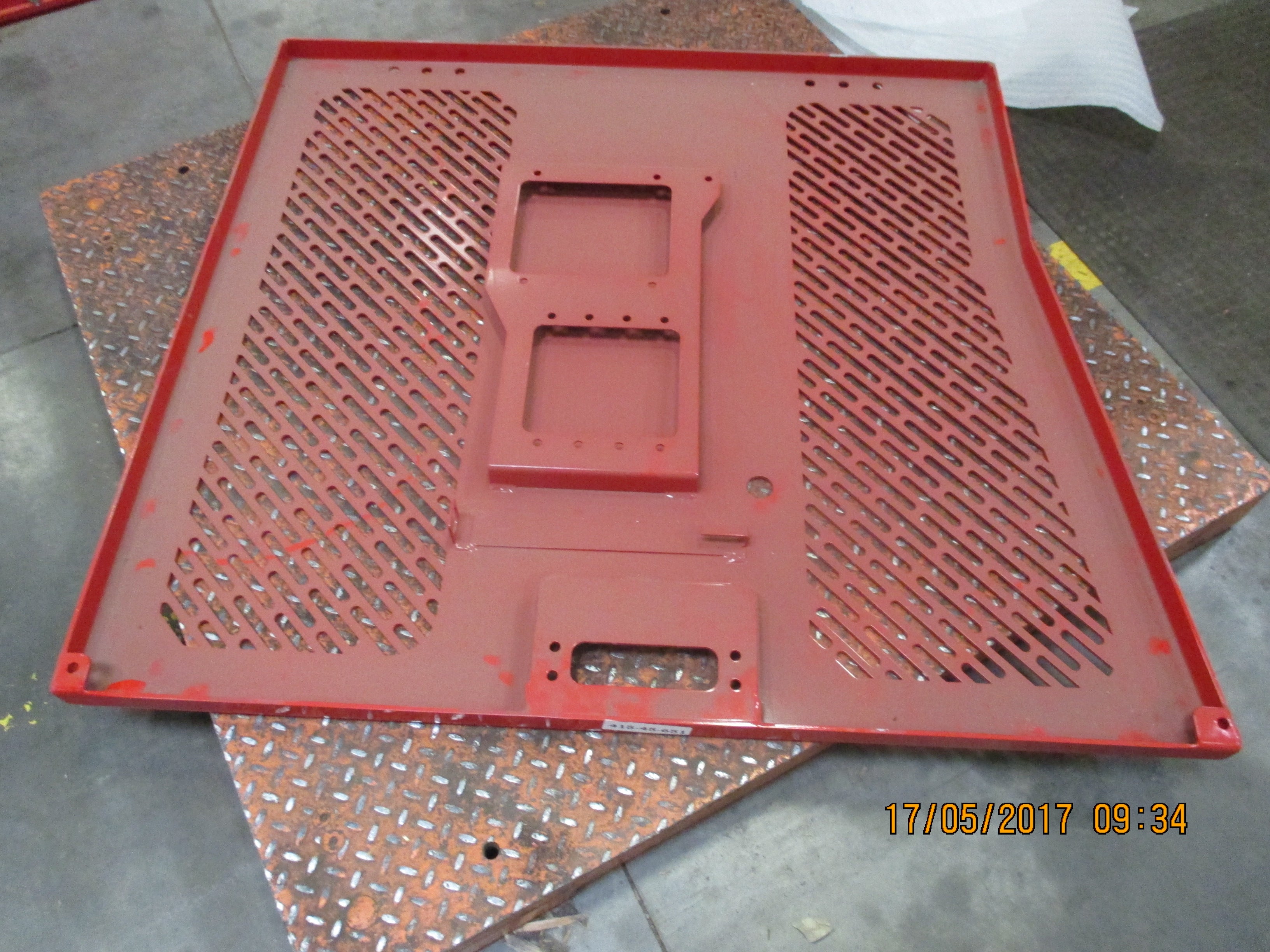 LEFT COWLING DOOR