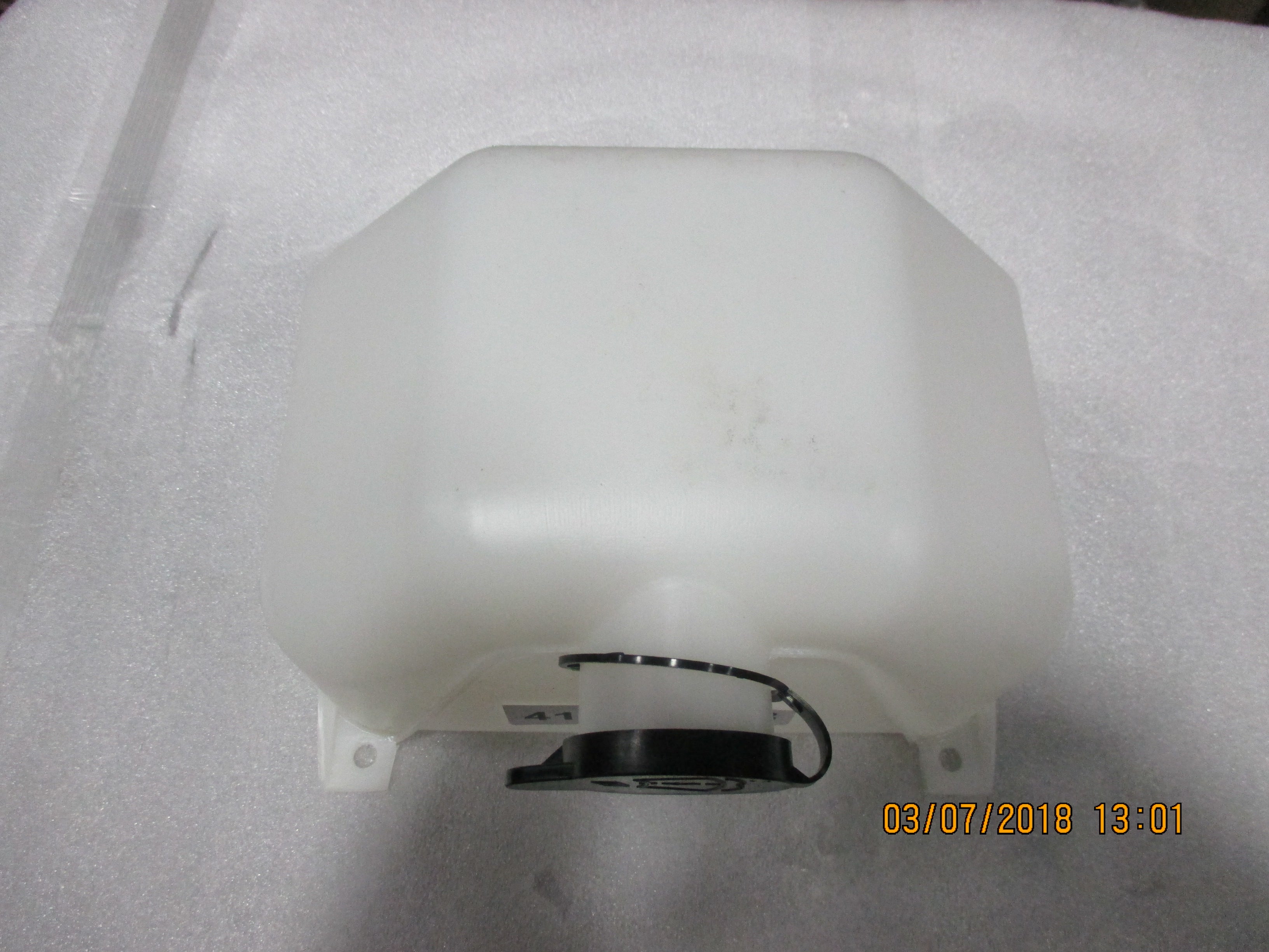 WINDSHIELD WASHER BOTTLE (4L)