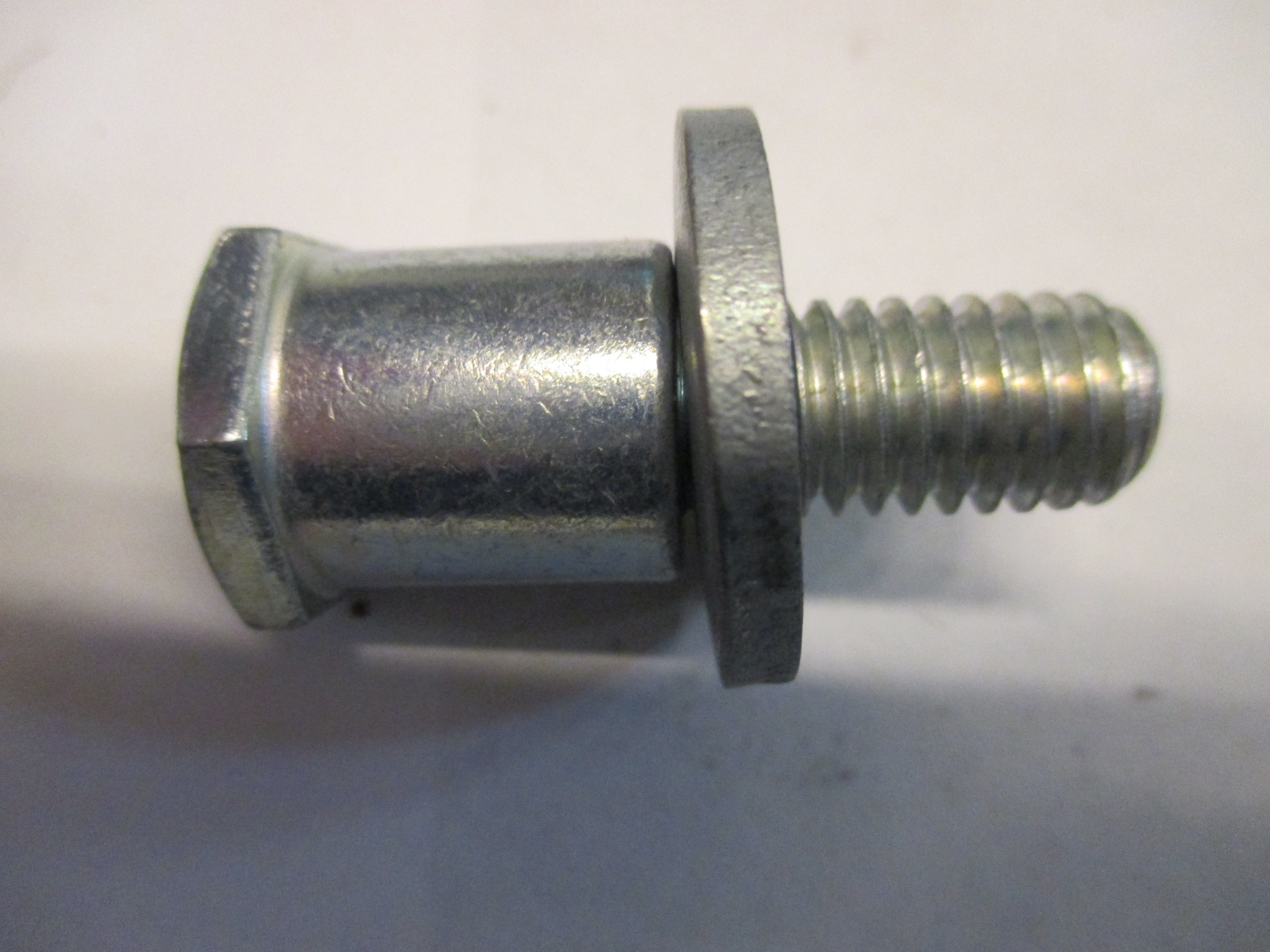 STRIKER BOLT
