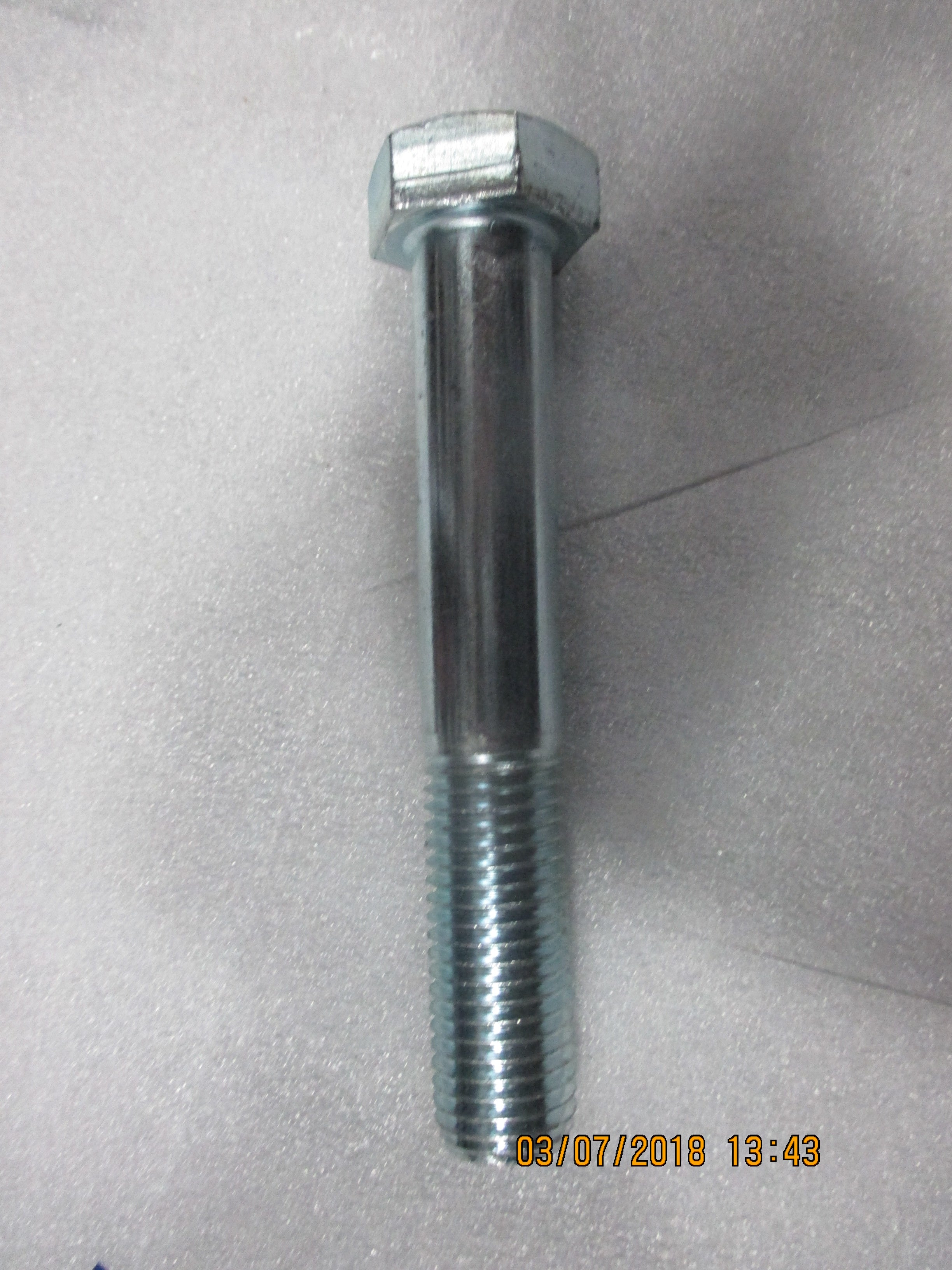 M24-3.0 X 150 HEX BOLT GR 8.8 CL ZN
