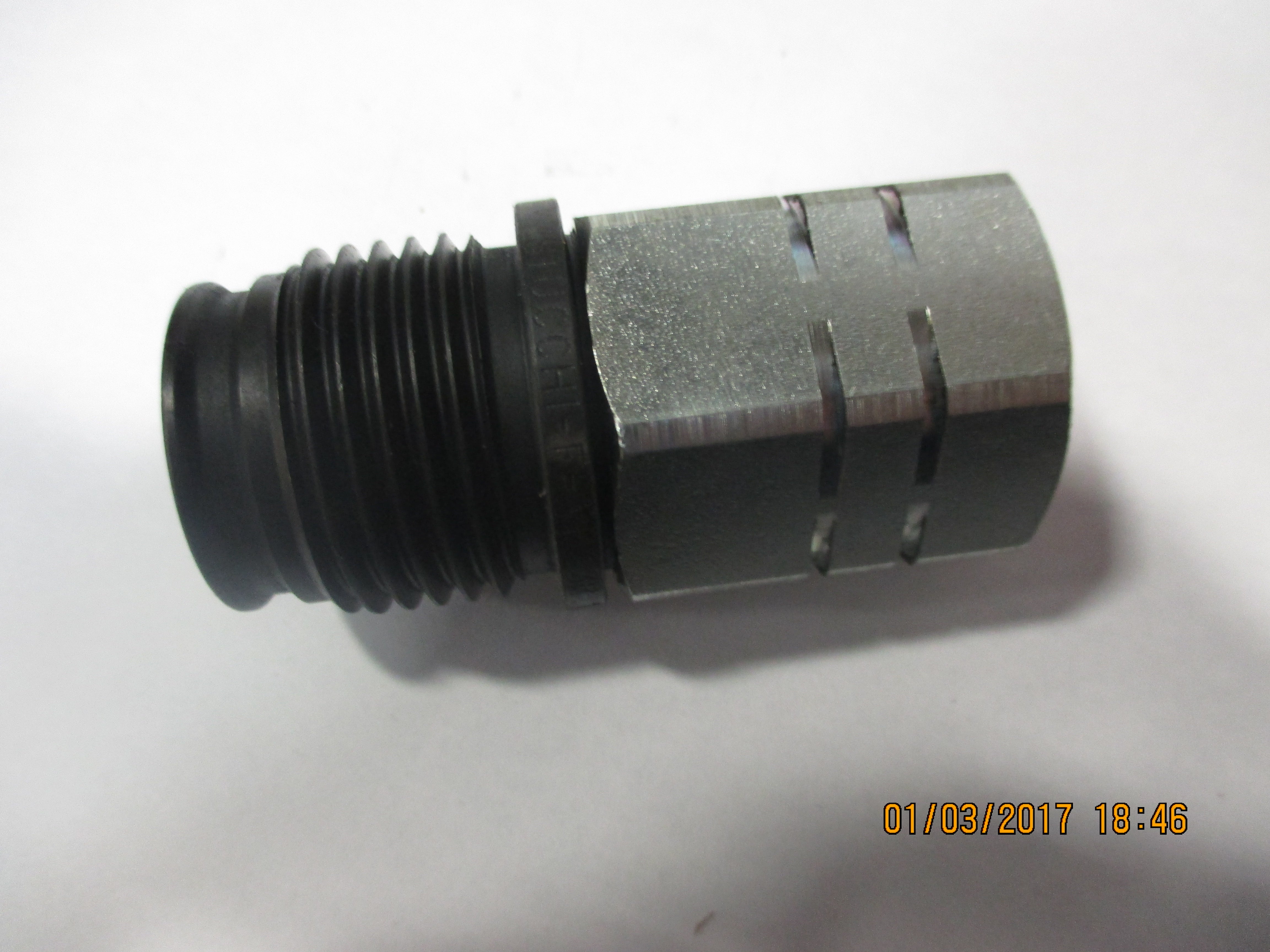 QD FF COUPLER 1/2" THD/AUTO LOC