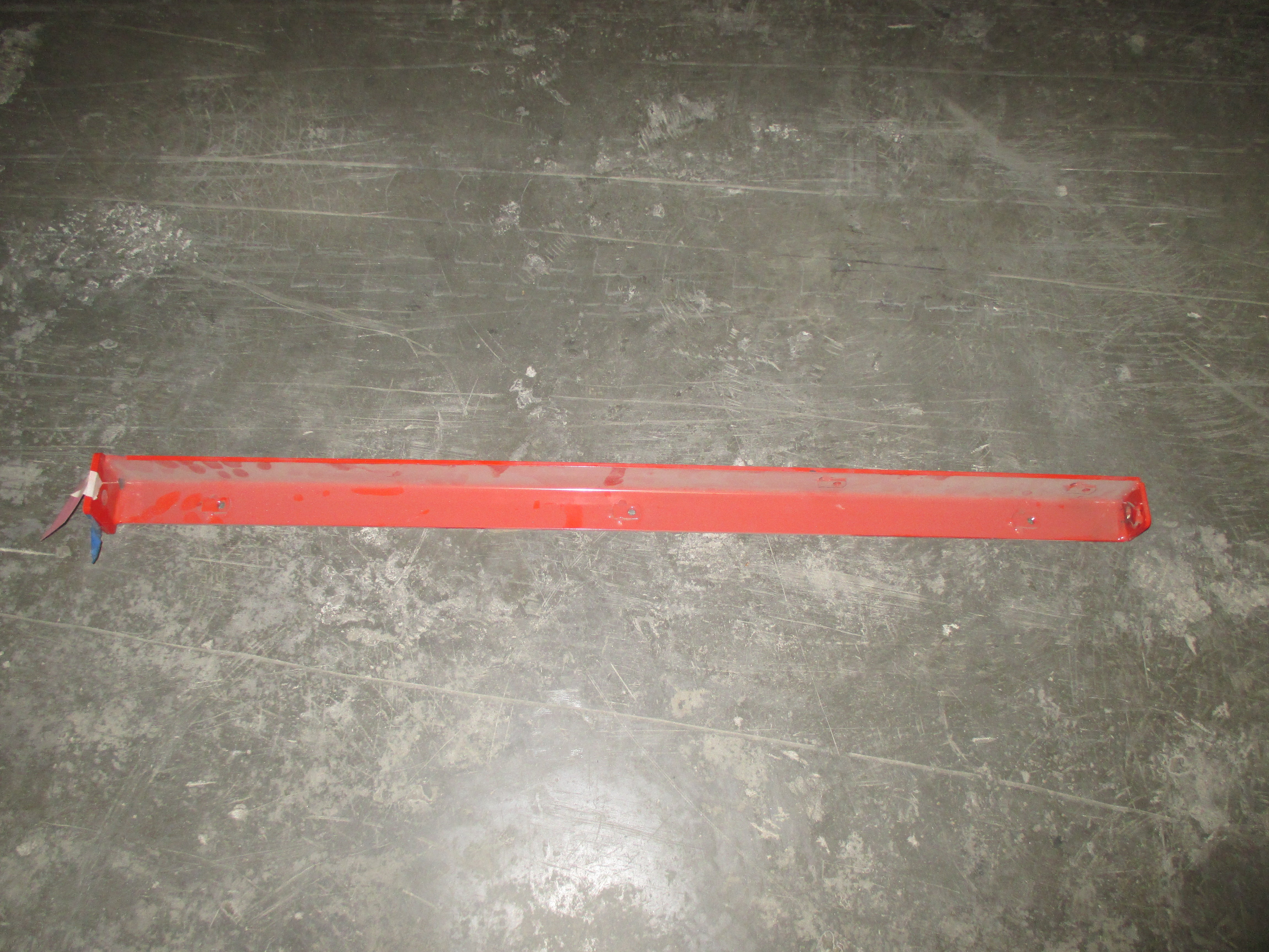 RIGHT CORNER FRAME POST WELD