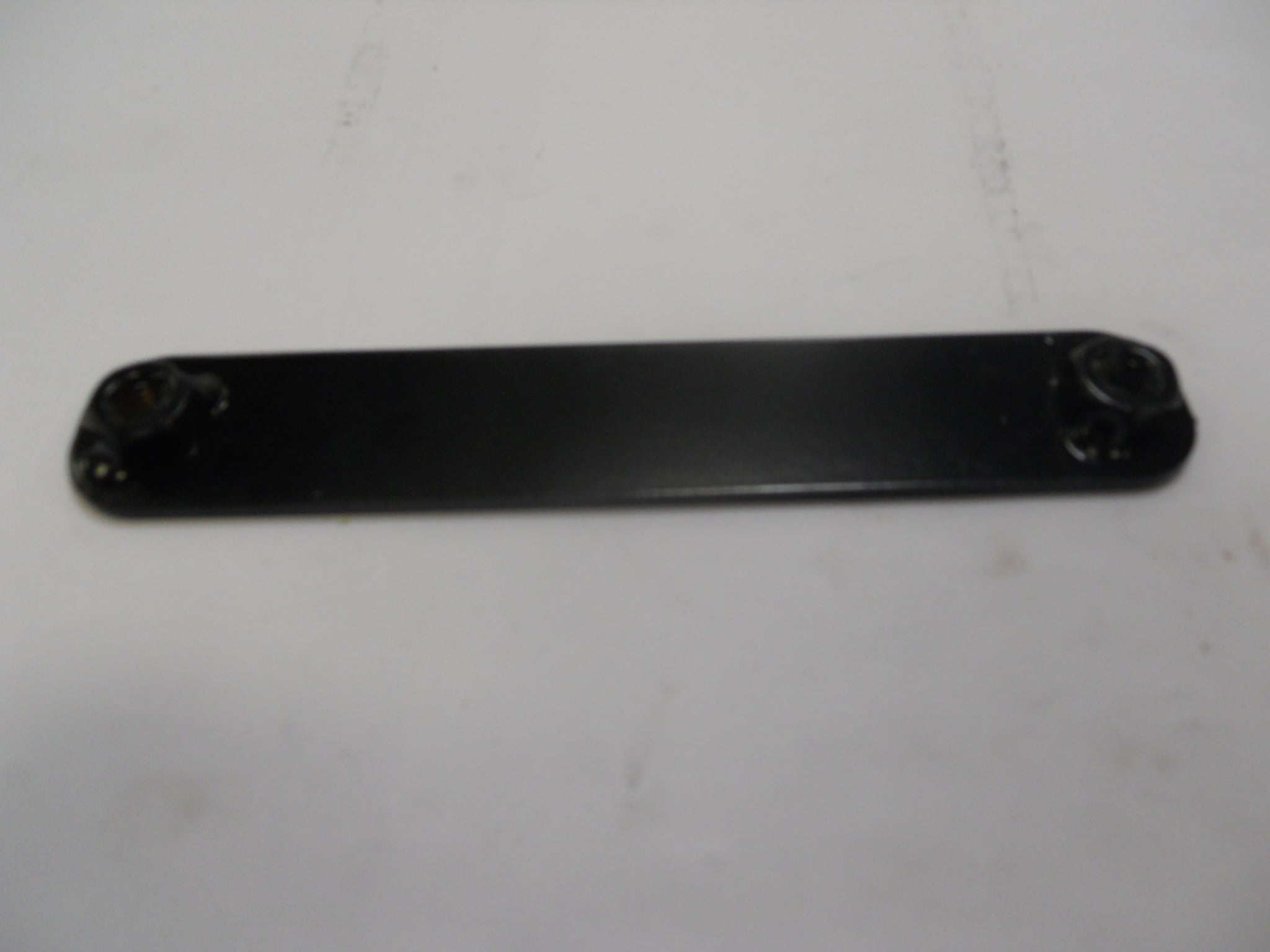 RETAINER PLATE WELD, RUBBER GUARD