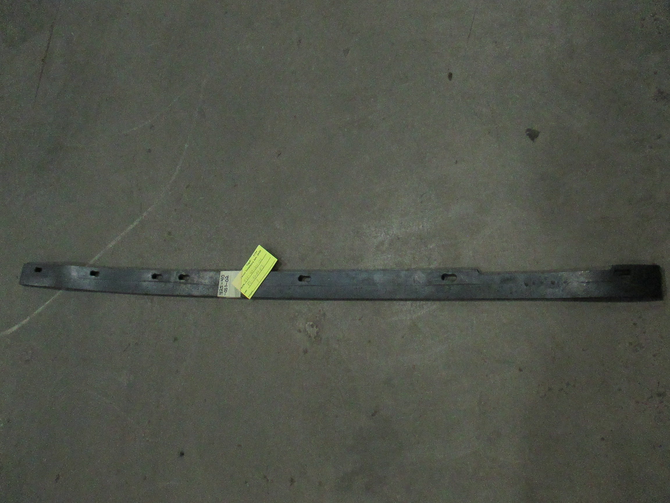 RUBBER REAR LOWER DEFLECTOR