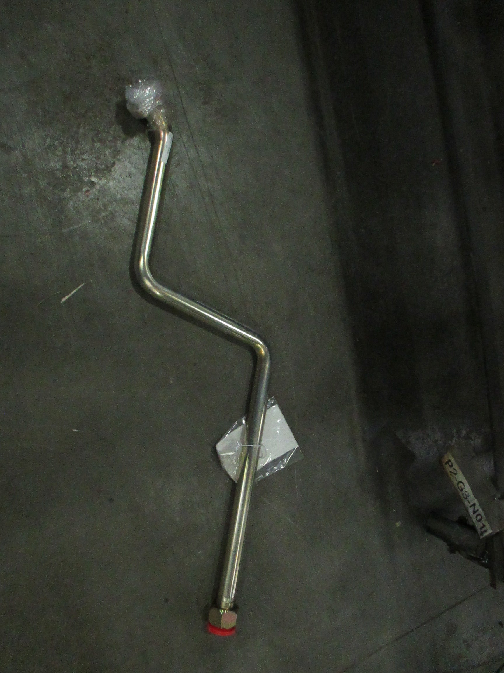TUBE HYD COOLER INTERMEDIATE OUTLET
