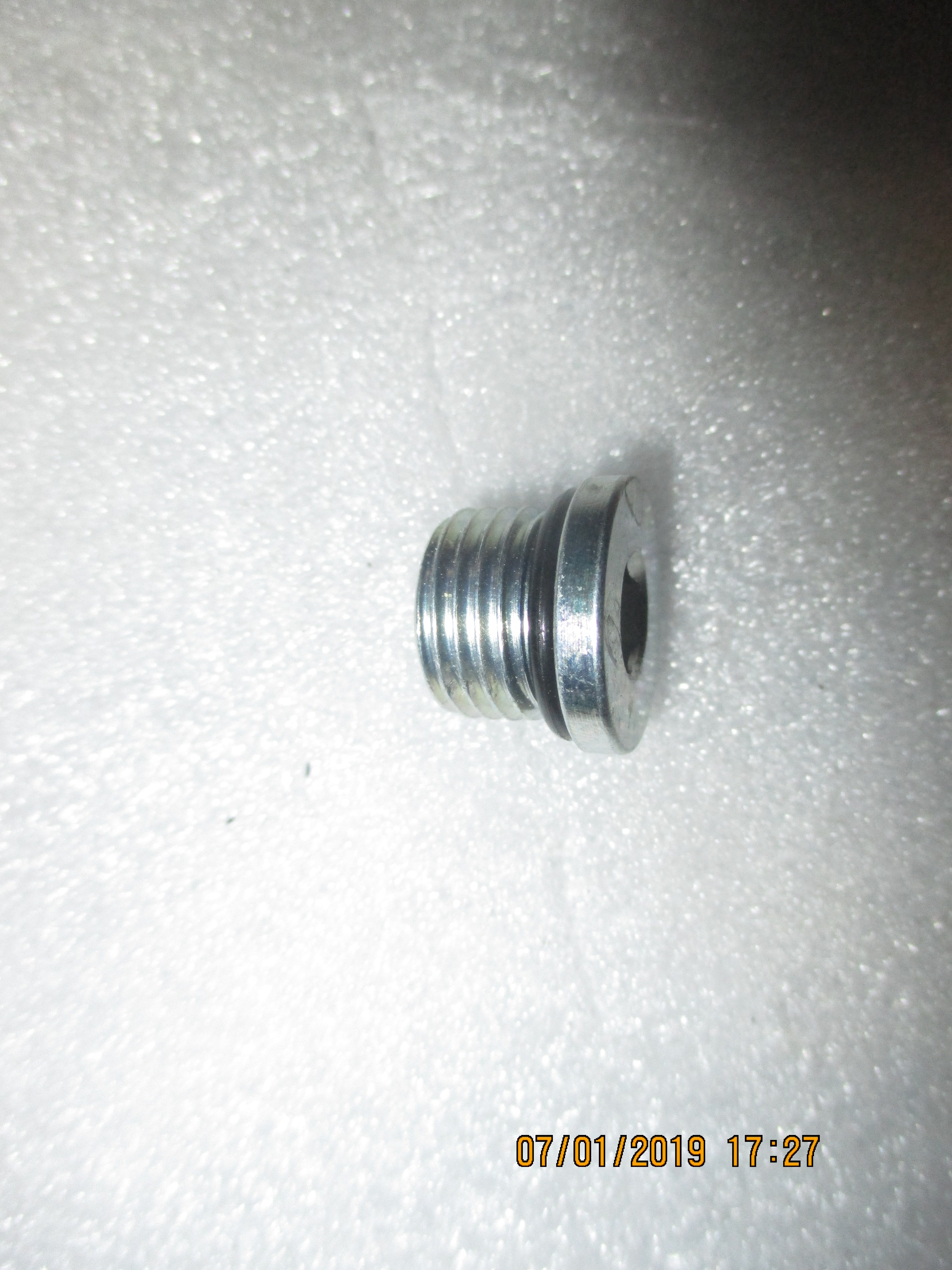 PLUG, 06ORB-SOCKET HEAD, FTX300