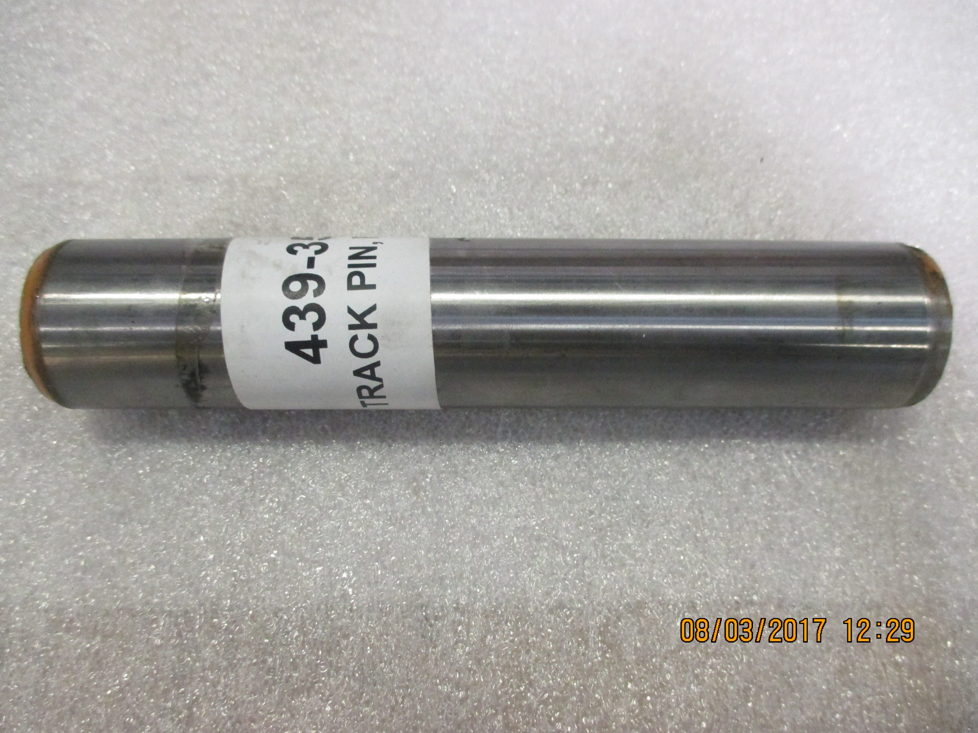 TRACK PIN