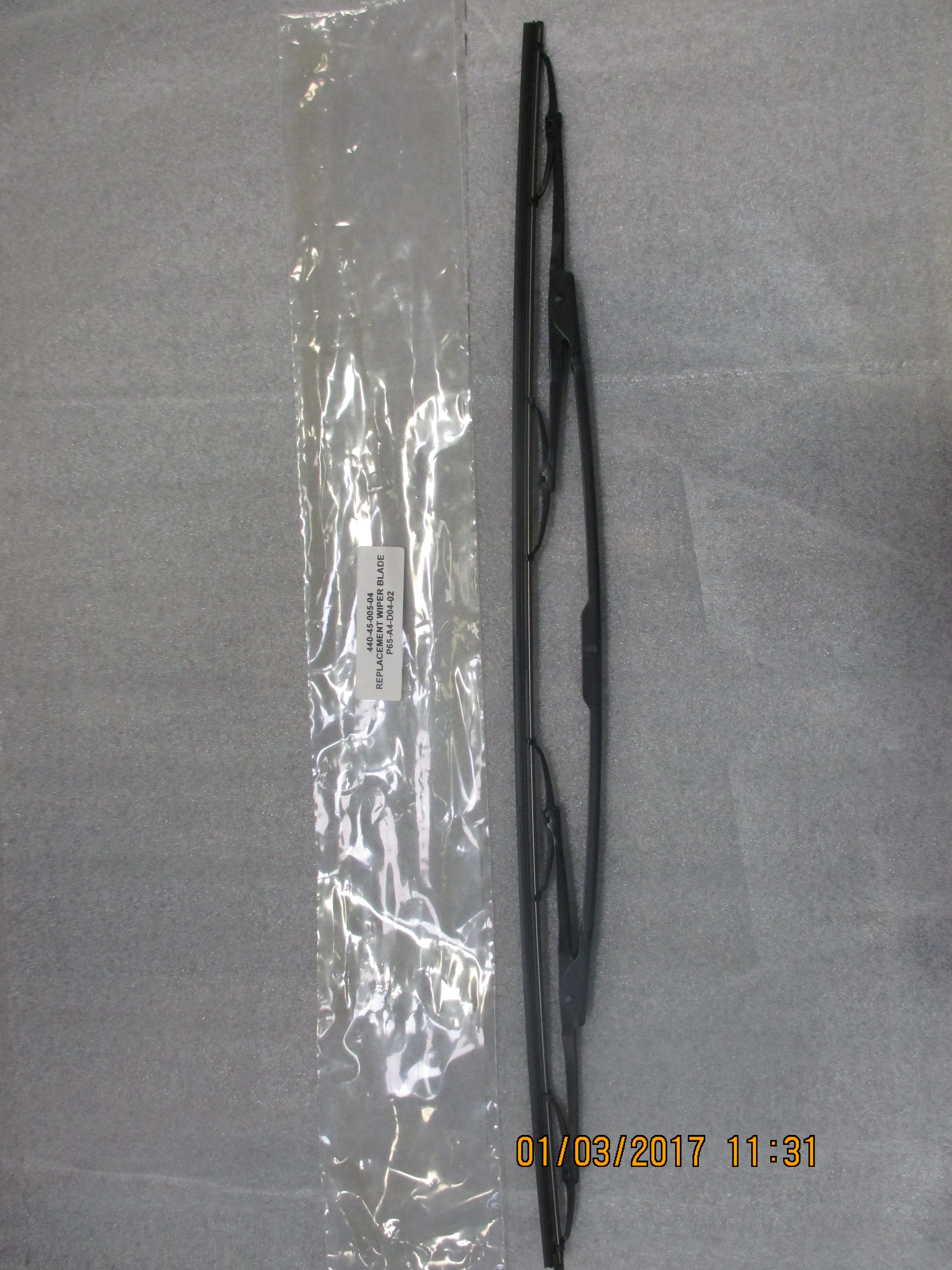 REPLACEMENT WIPER BLADE