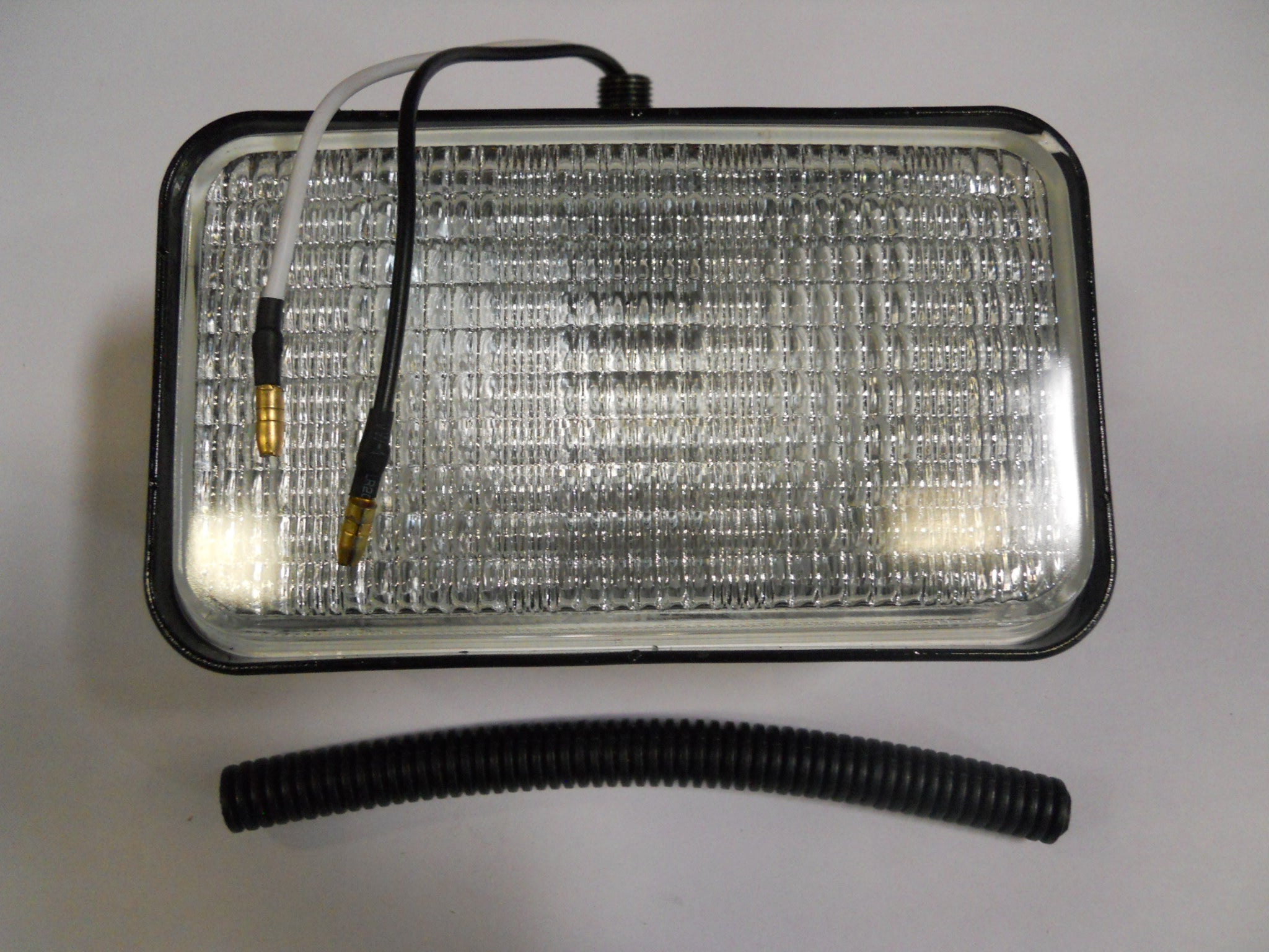 LIGHT, HAMSAR 24V 70W 3 X 5 #82138