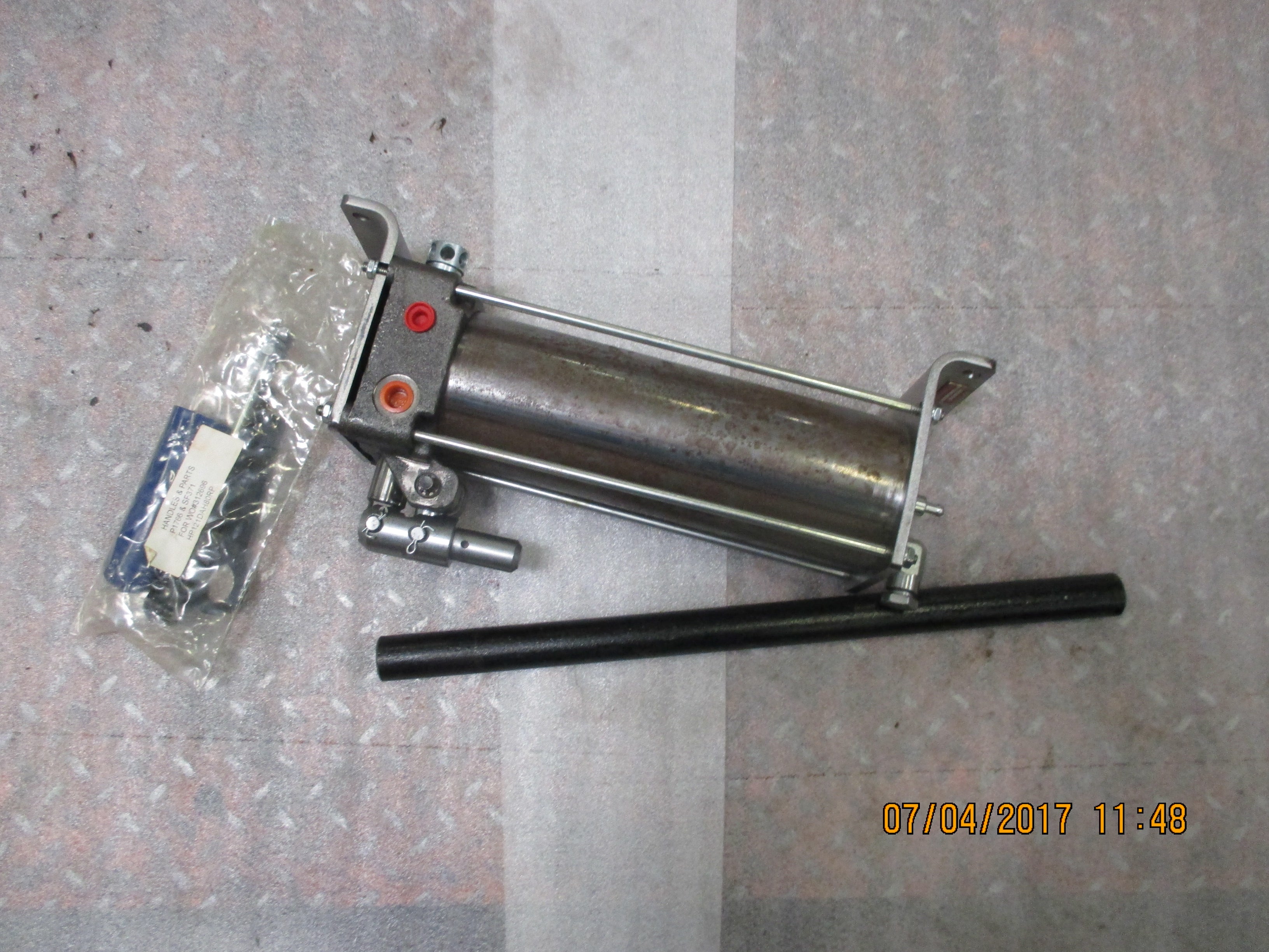 PUMP HYD BRAND HAND 1.21 IN^3