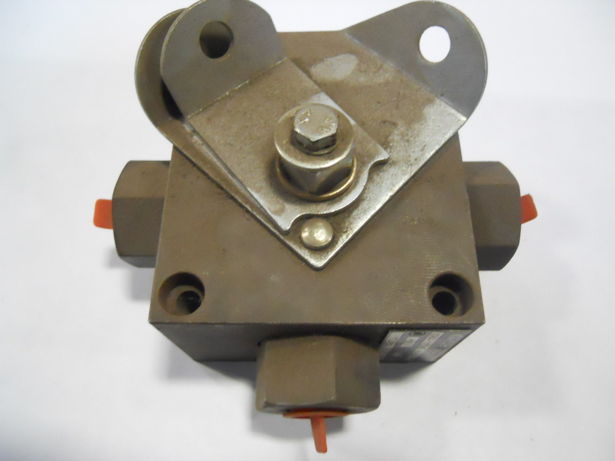 VALVE BALL 4 WAY #6 SAE W/LOCK