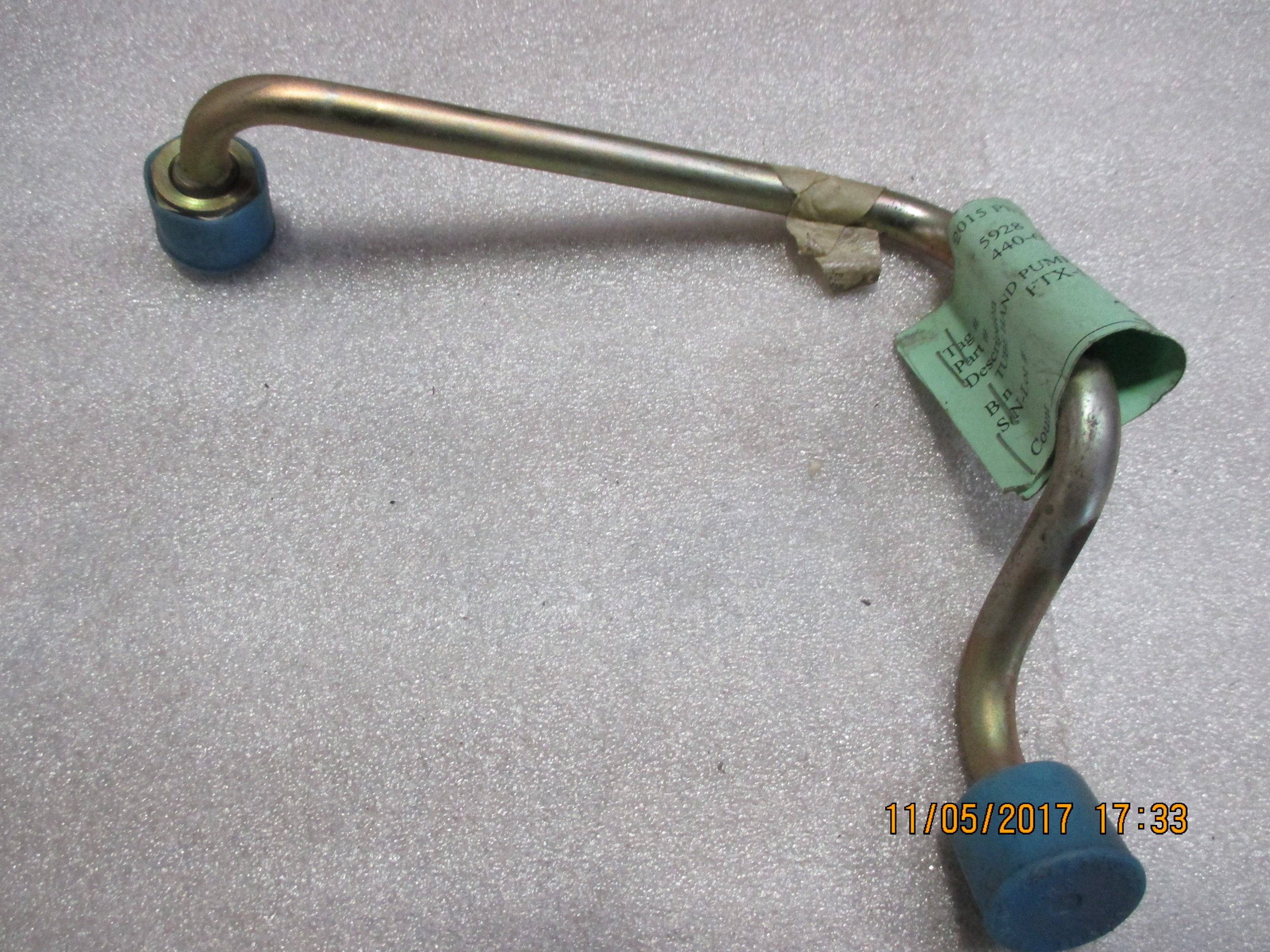 TUBE HAND PUMP PRESSURE TO VALVE