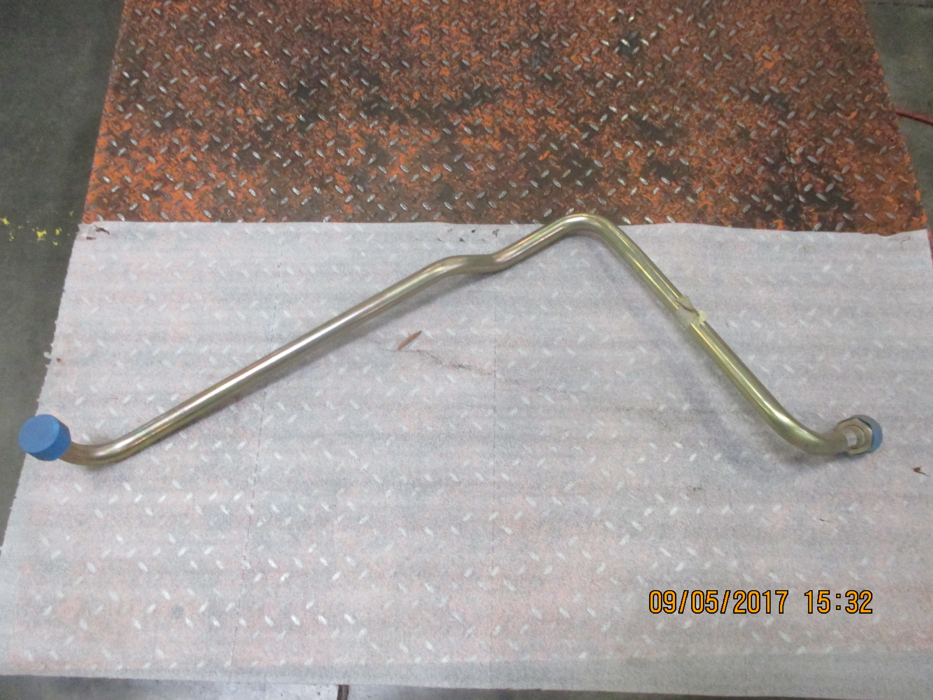 TUBE TWO SECTION VALVE PRESSURE