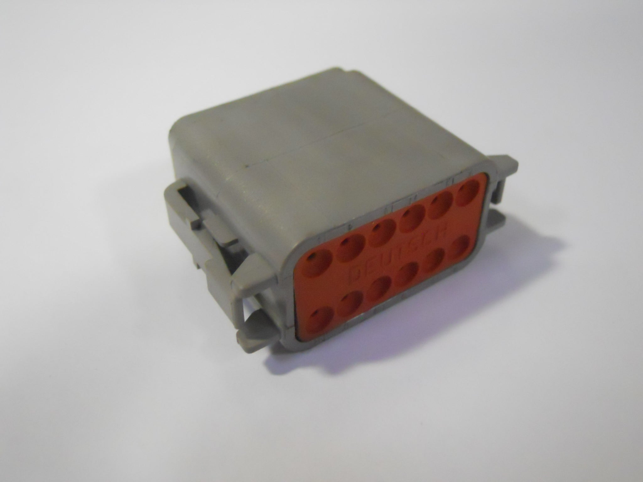 PLUG 12 COND DEUTSCH
