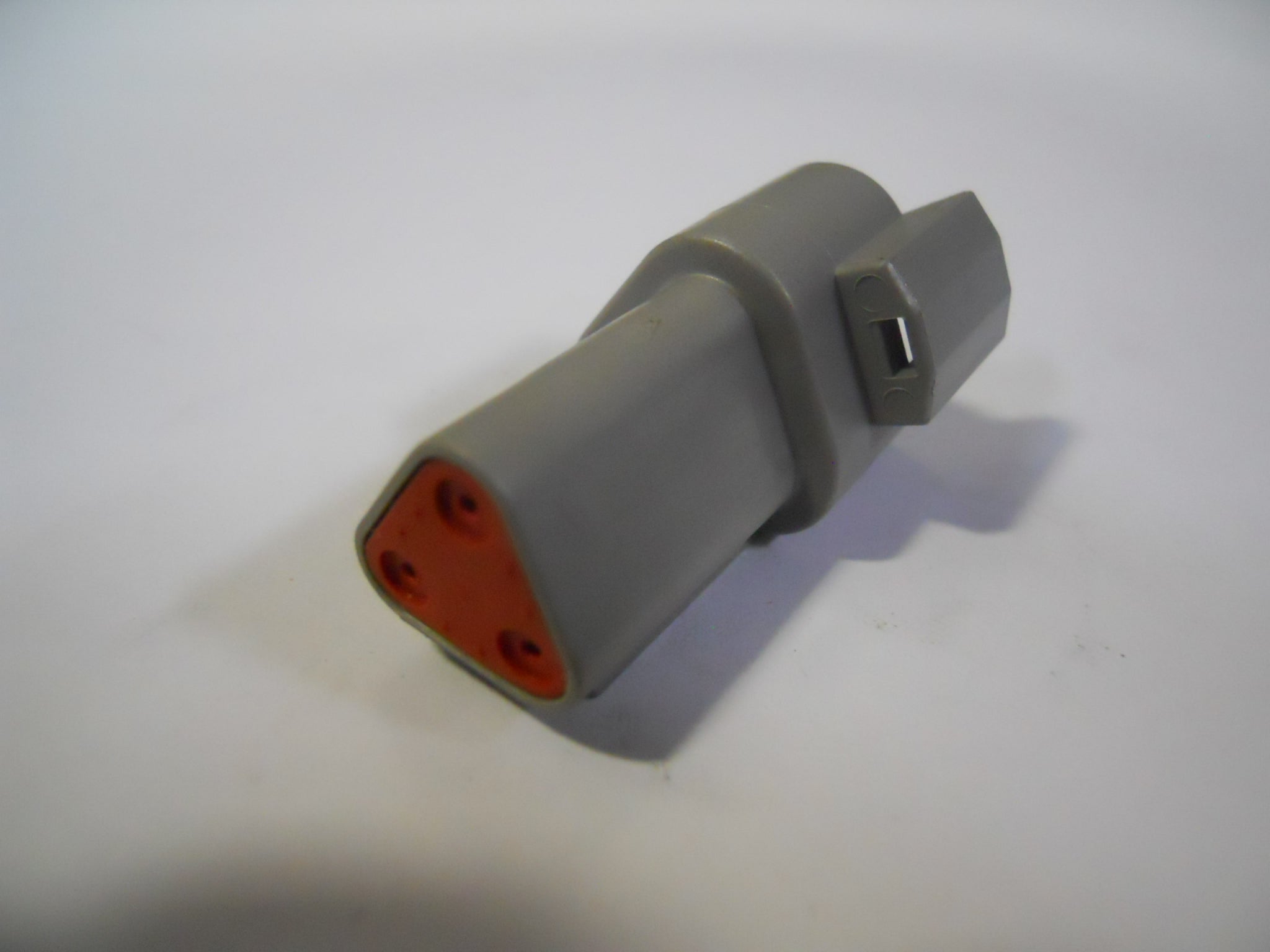 RECEPTACLE 3 COND DEUTSCH