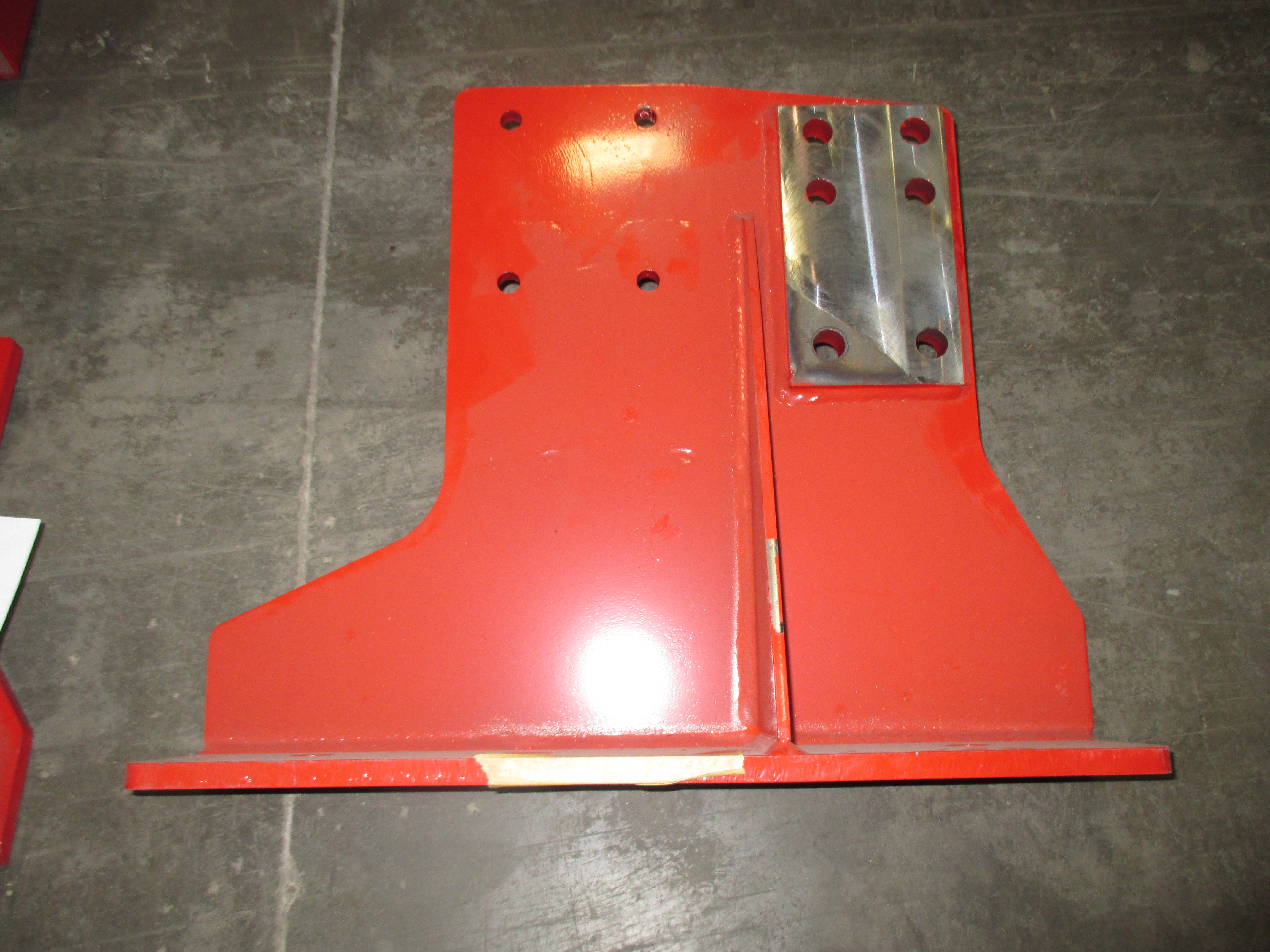 LEFT REAR ENGINE MOUNT WELDMENT