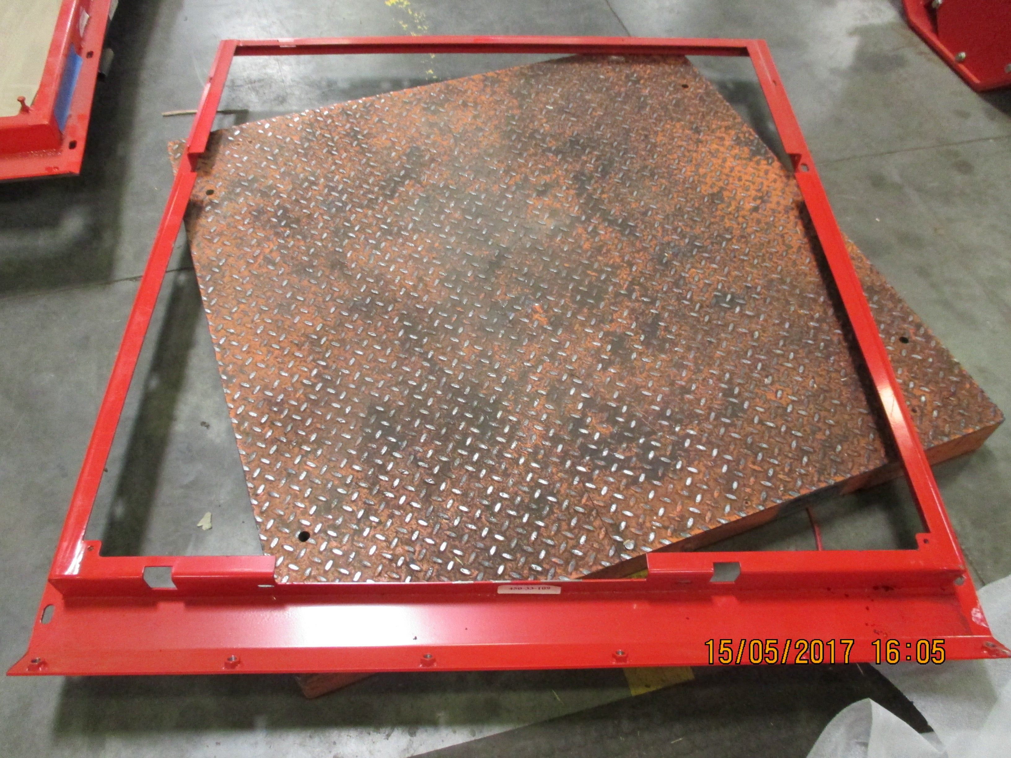 RAD/CAC DOOR WELDMENT T2