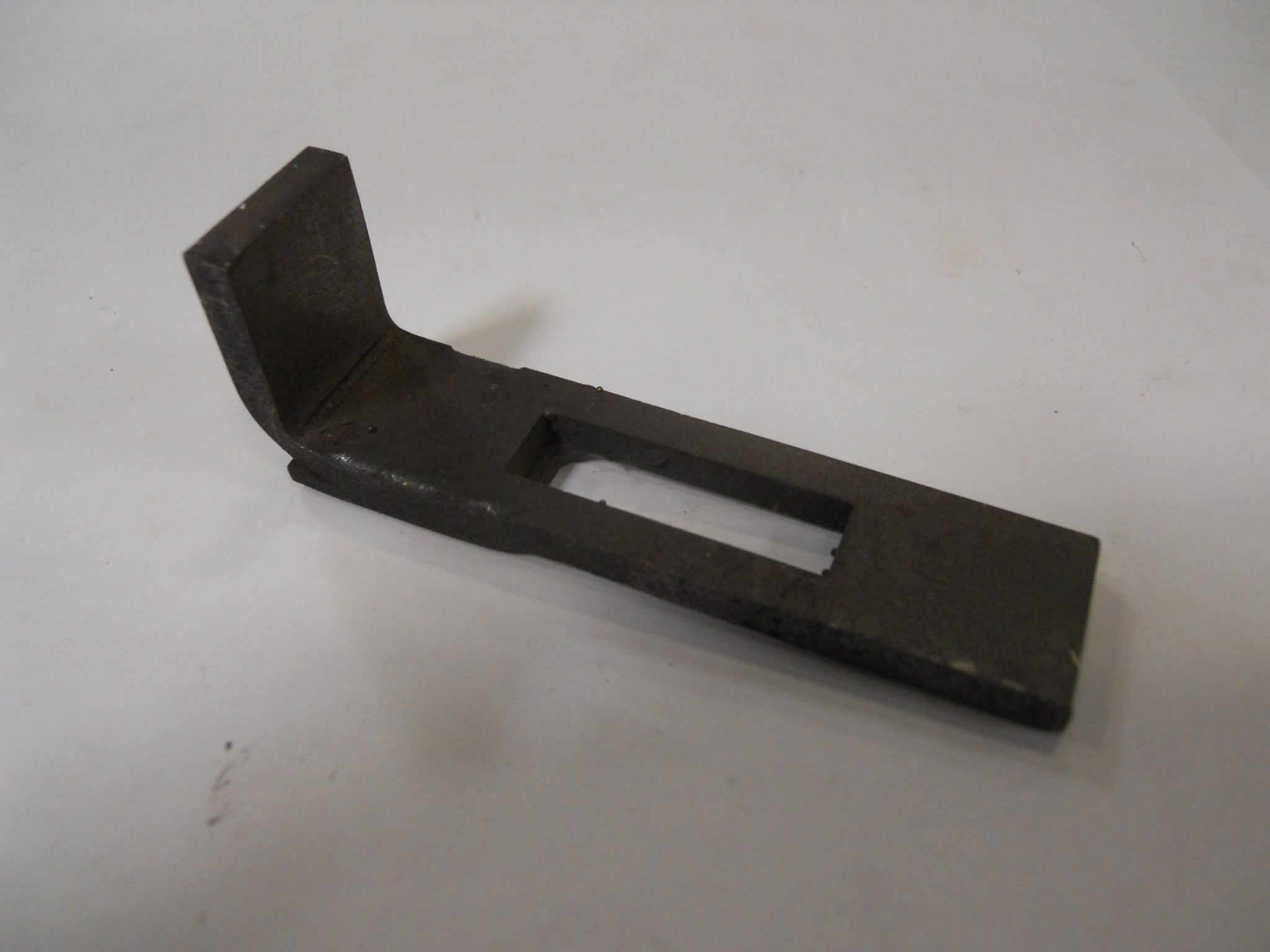 SLIDING CONDENSOR LATCH WELD