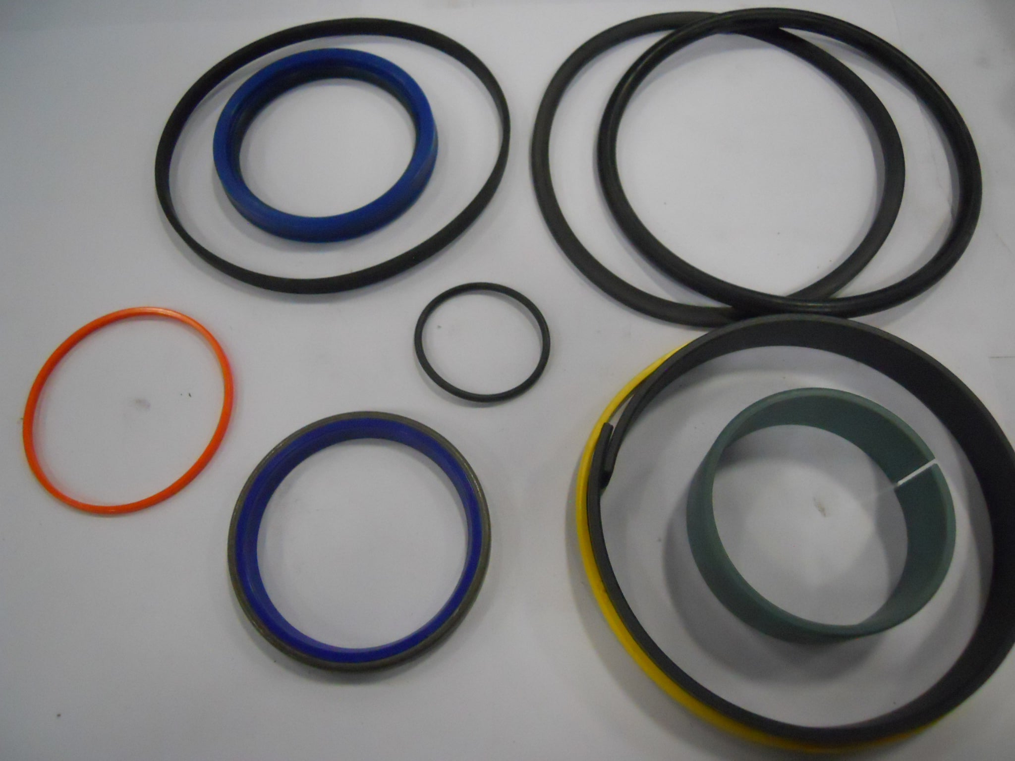 LIFT/TILT CYLINDER SEAL KIT,FTX600