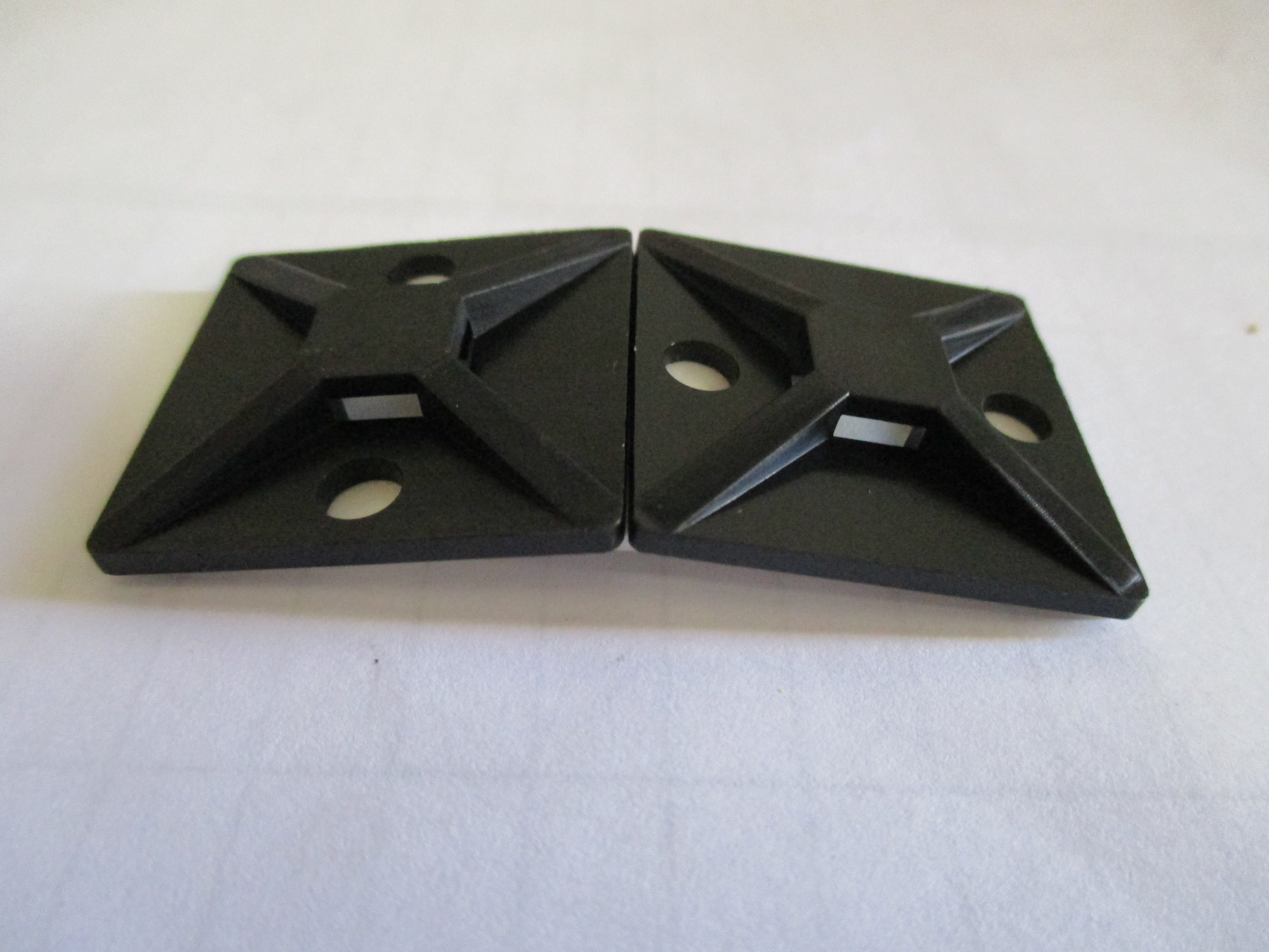 MOUTING BASE, WIRE TIE, ADHESIVE