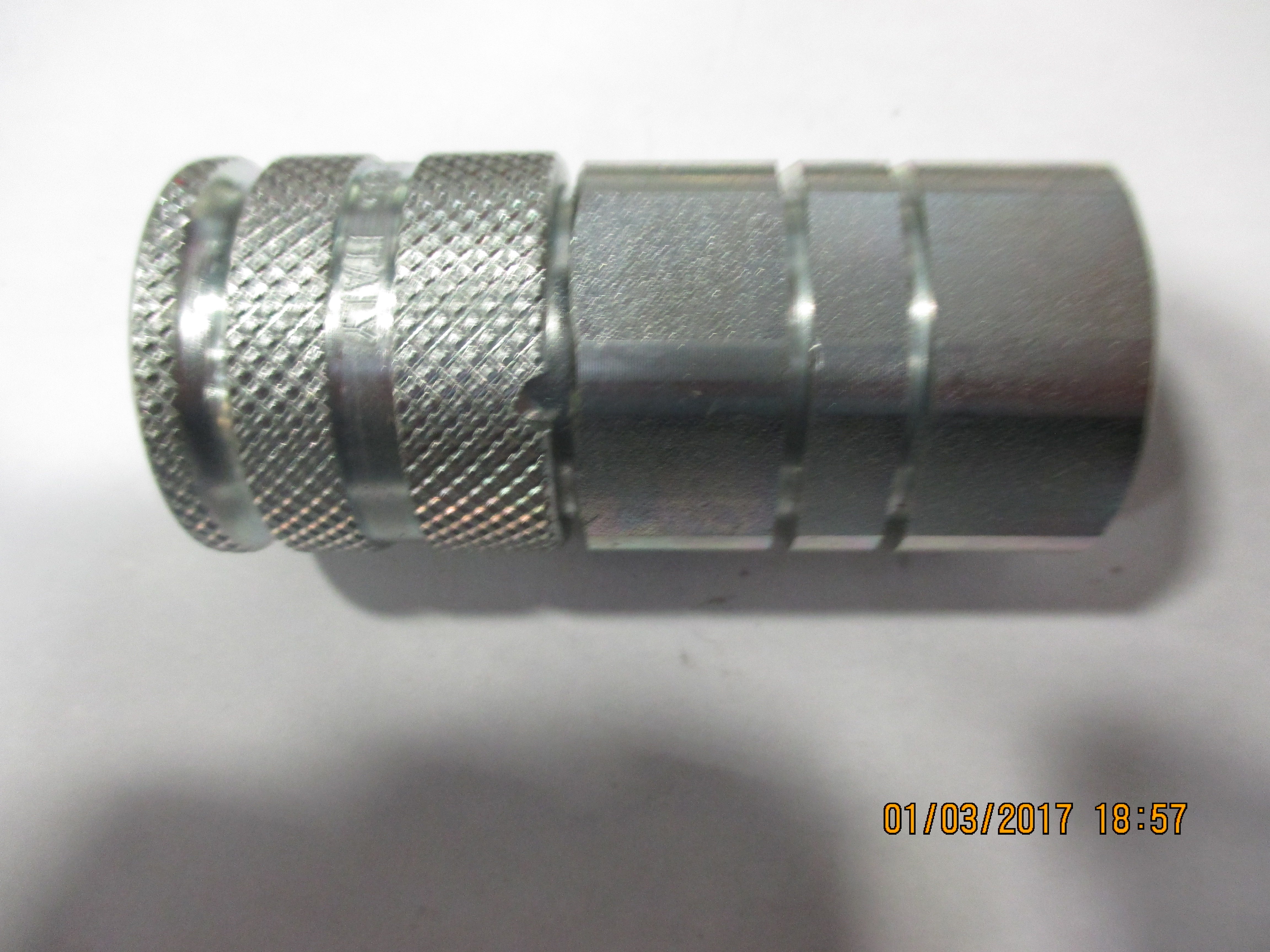 QD FF COUPLER 1/2" SAE F.A9