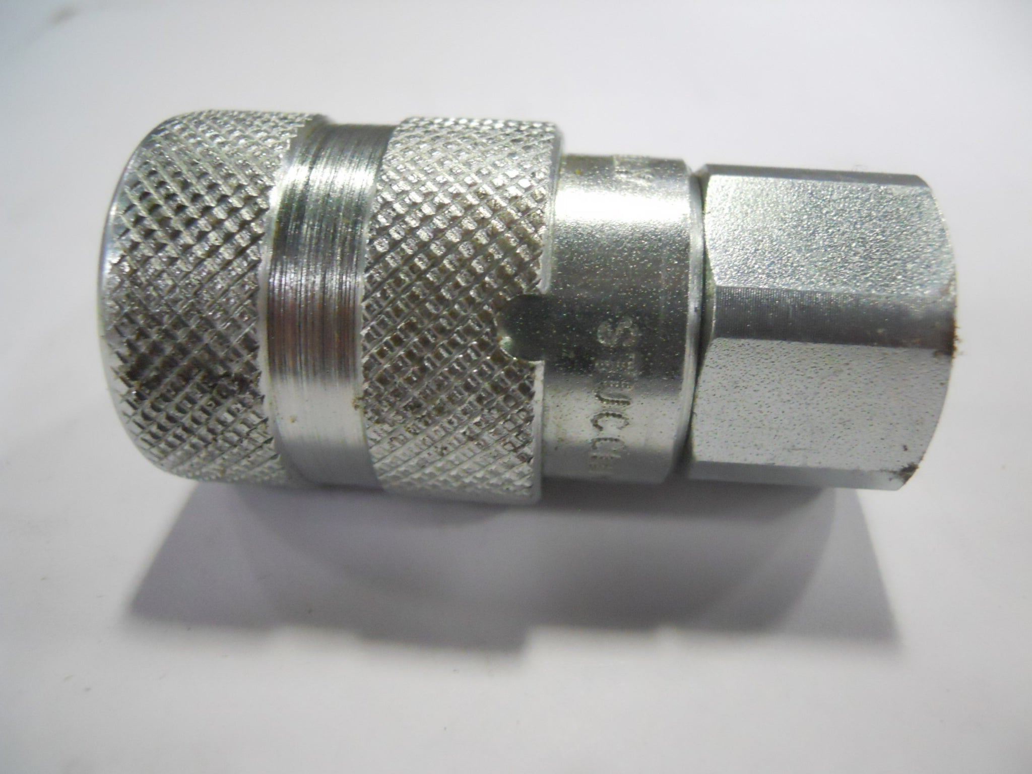 QD FF COUPLER 3/8" SAE F.FIRG CASE 248B