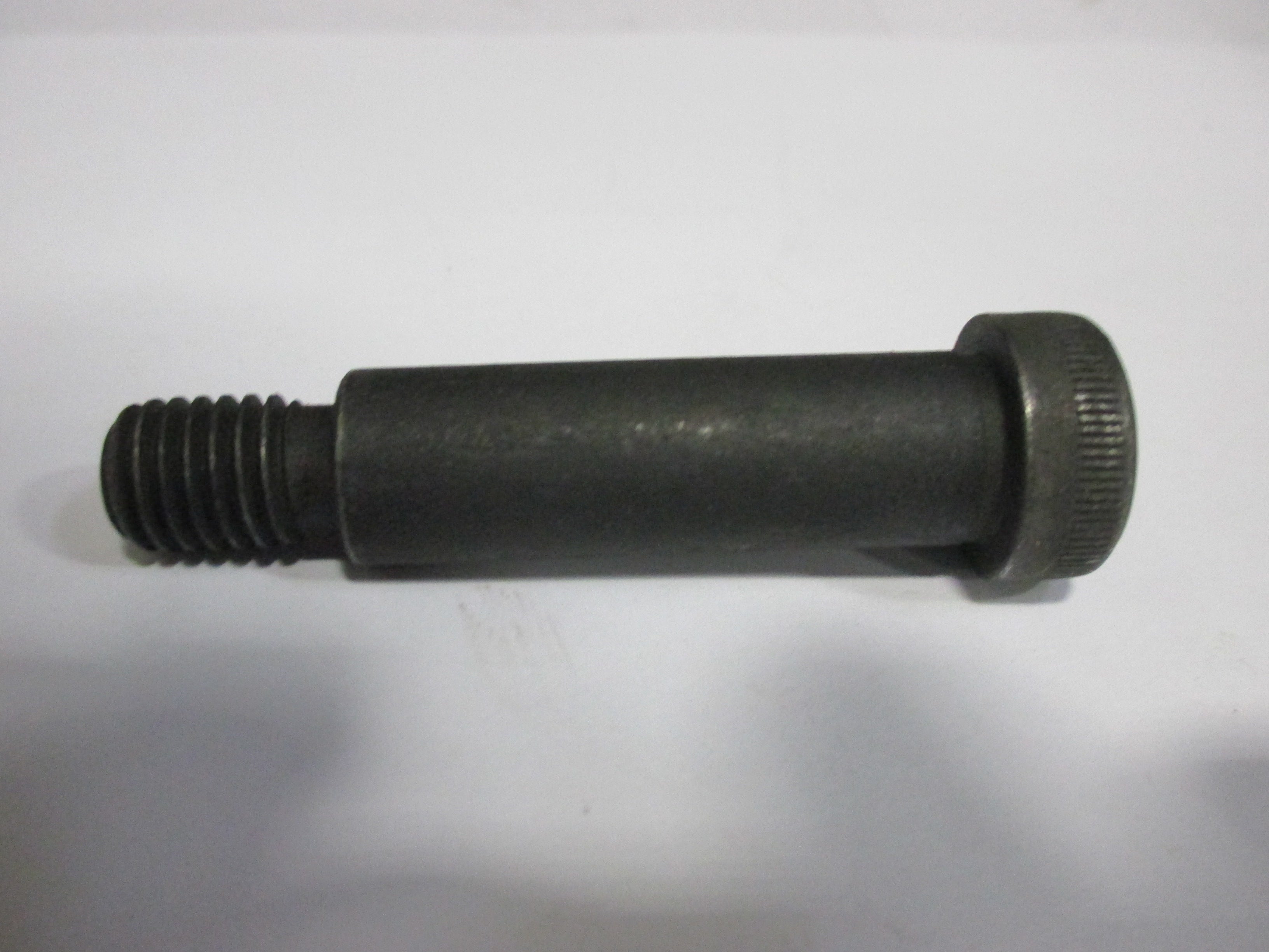 SHOULDER SCREW