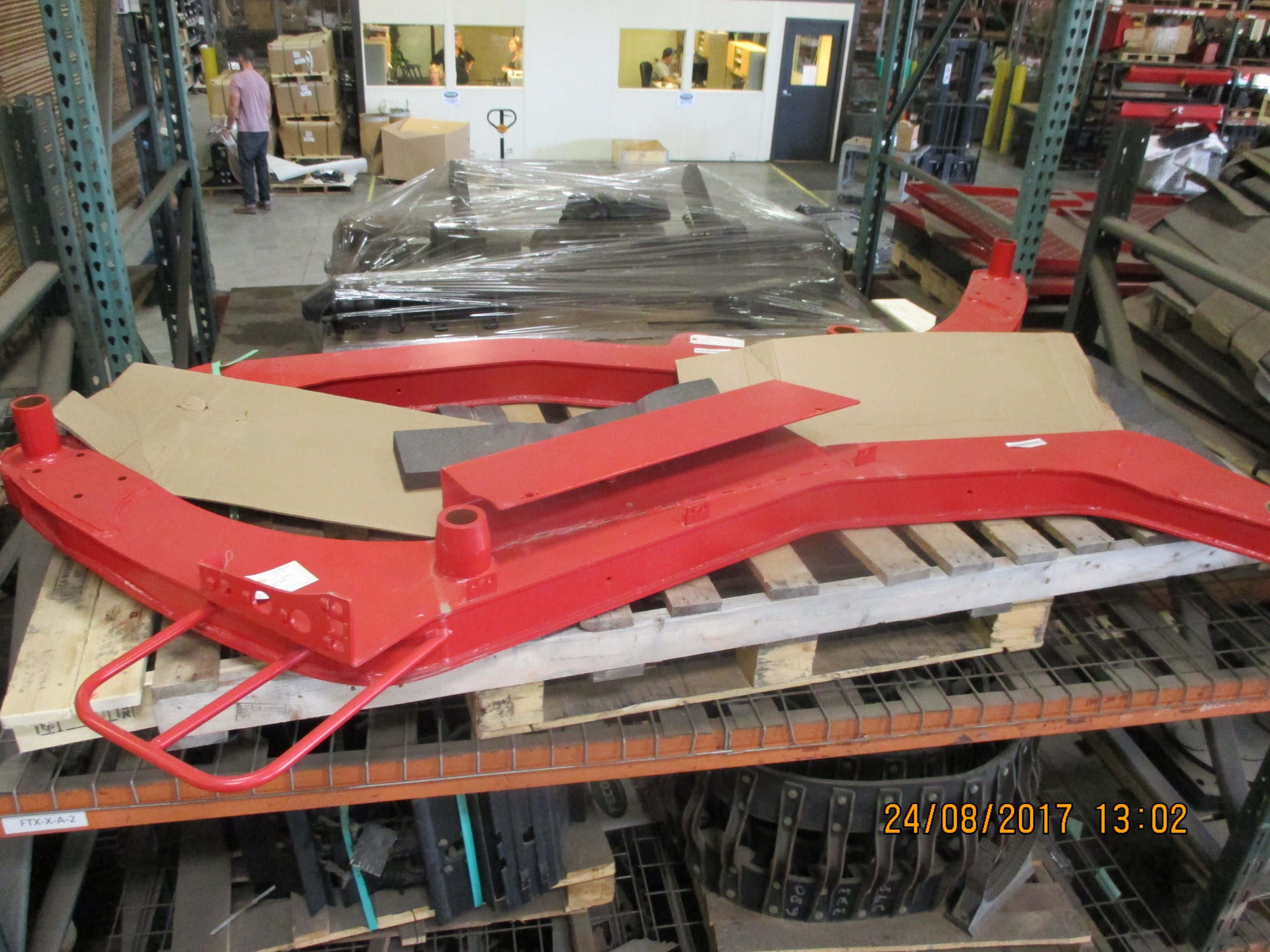 LOADER ARM, WELDED, RH, FTX148