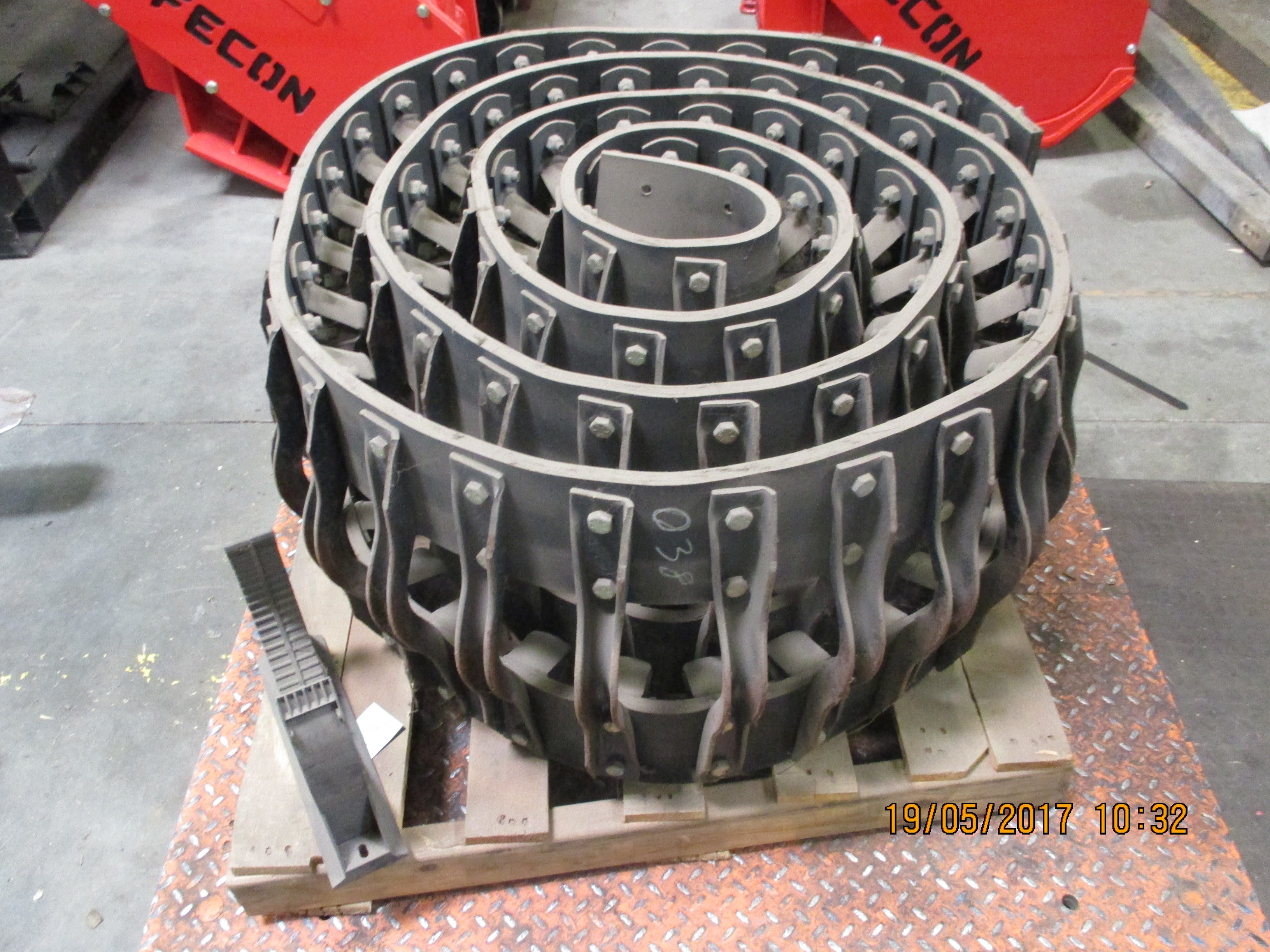 Track assembly 16.5"
