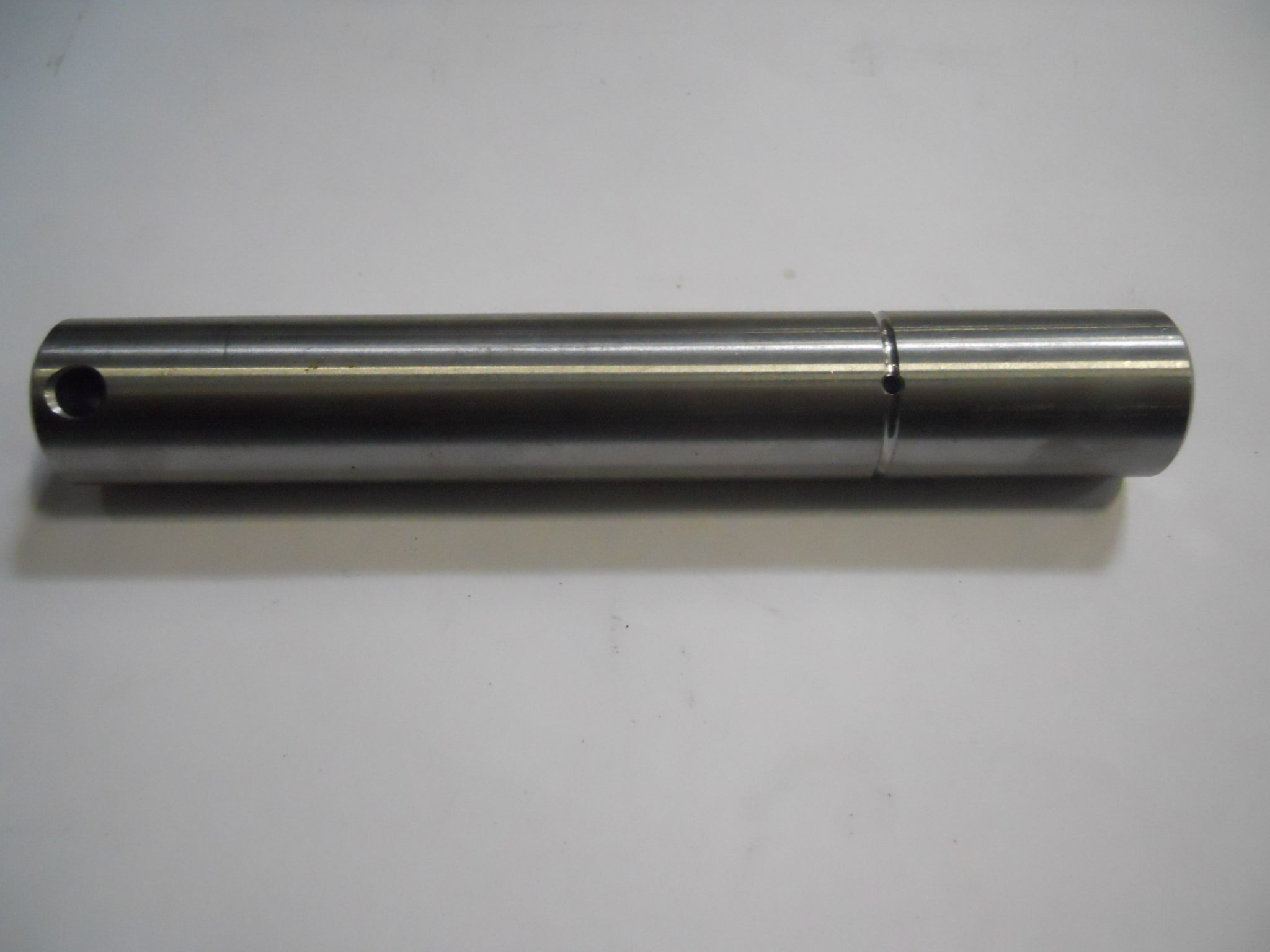 TILT CYL UPPER PIN