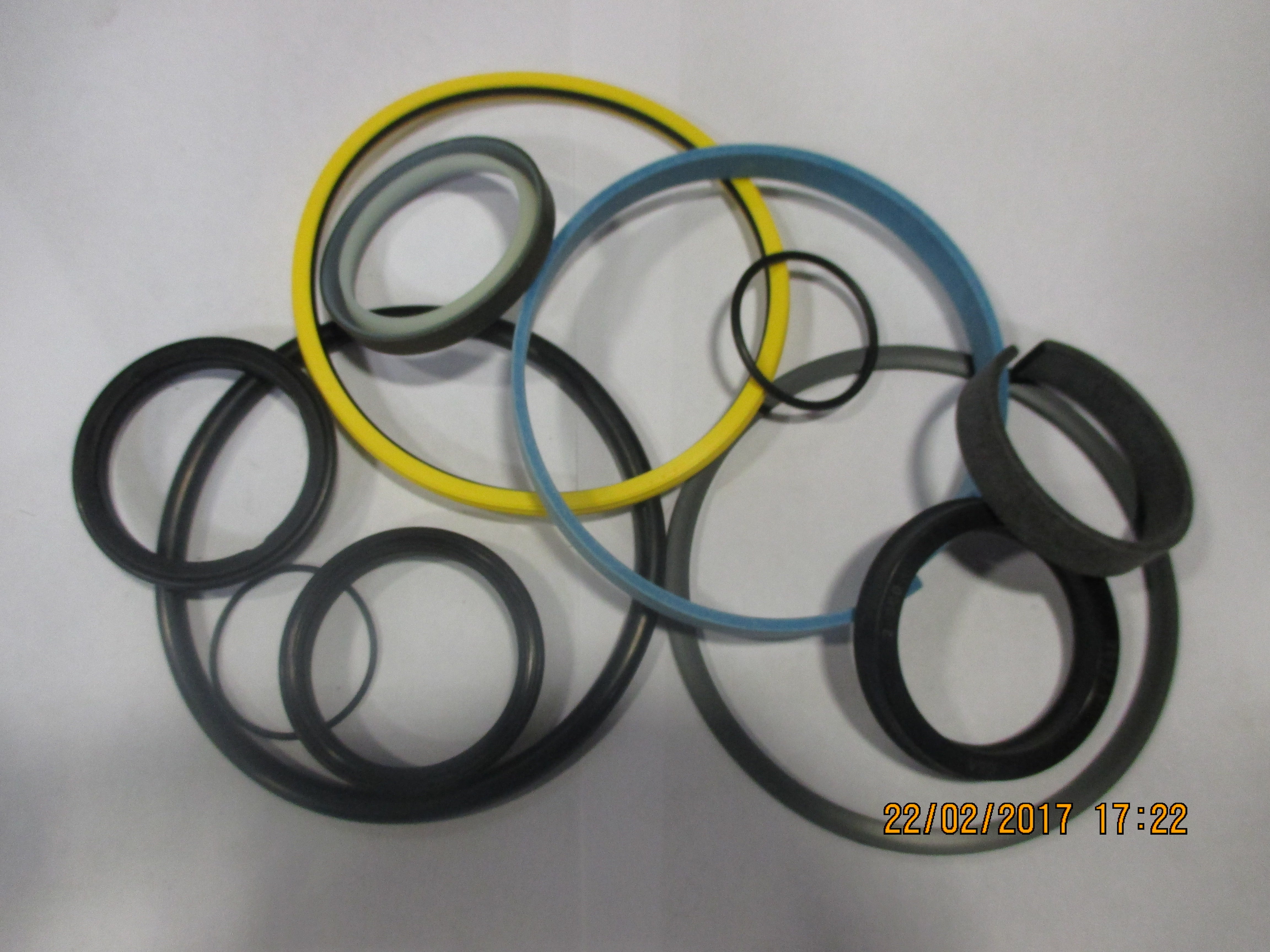 SEAL KIT-LIFT CYLINDER 5"